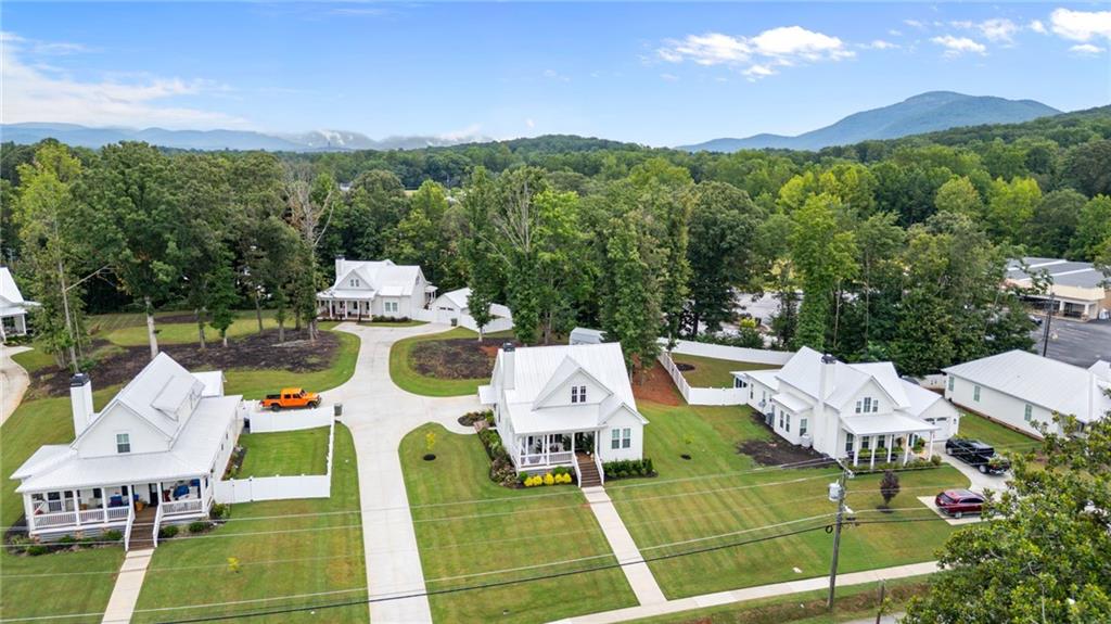 Cleveland, Georgia, 30528, United States, 3 Bedrooms Bedrooms, ,3 BathroomsBathrooms,Residential,For Sale,1905575