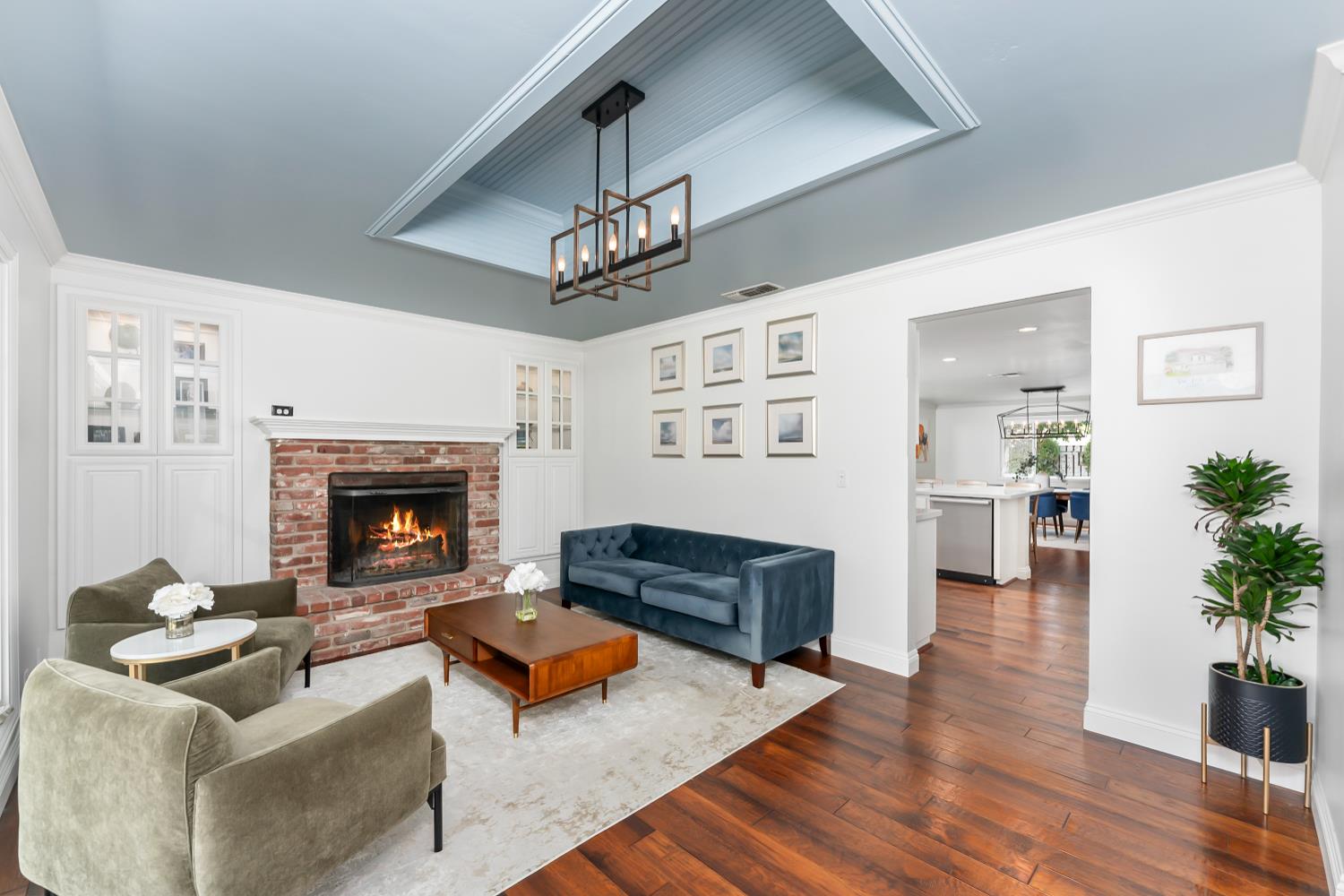 Sacramento, California, 95864, United States, 4 Bedrooms Bedrooms, ,3 BathroomsBathrooms,Residential,For Sale,1906967