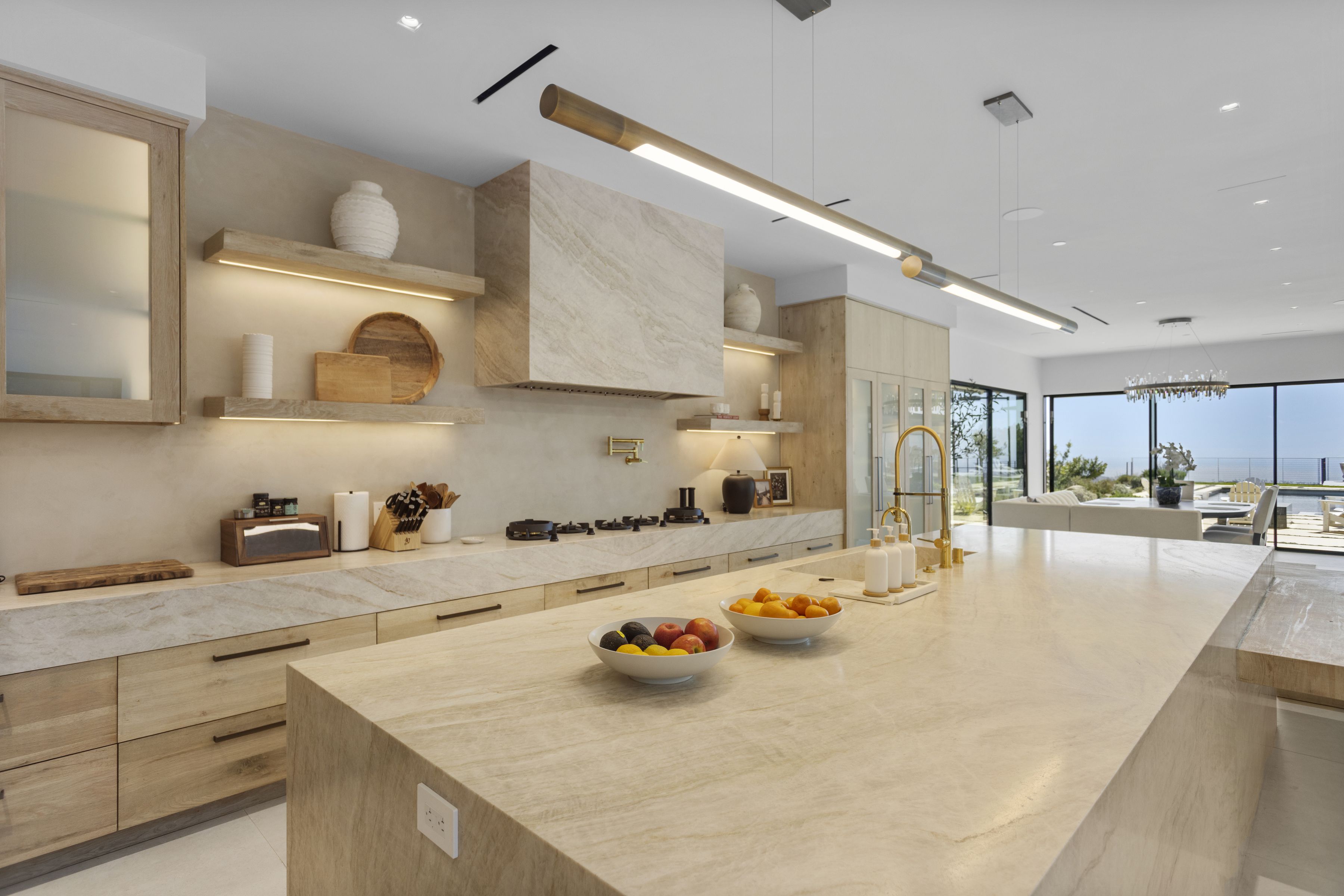  5837 Murphy Way - 物件實景
