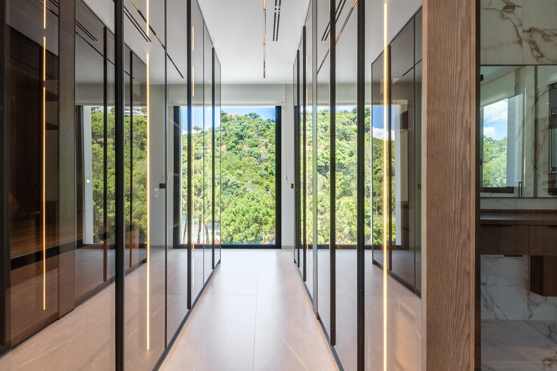  Contemporary villa with panoramic views in Montemayor, Benahavis - 物件實景