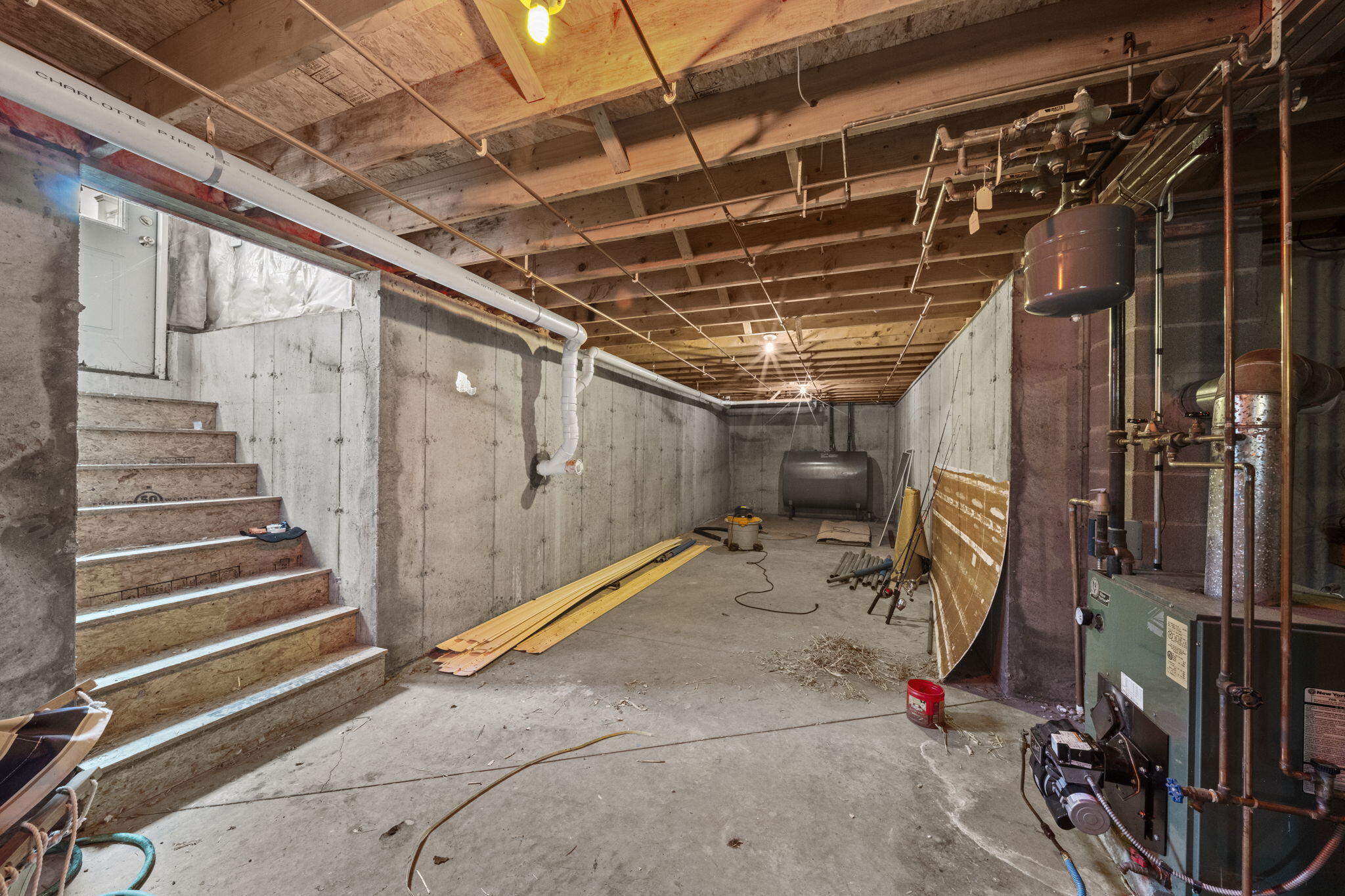 Scarborough, Maine, 04074, United States, 3 Bedrooms Bedrooms, ,3 BathroomsBathrooms,Residential,For Sale,1989589