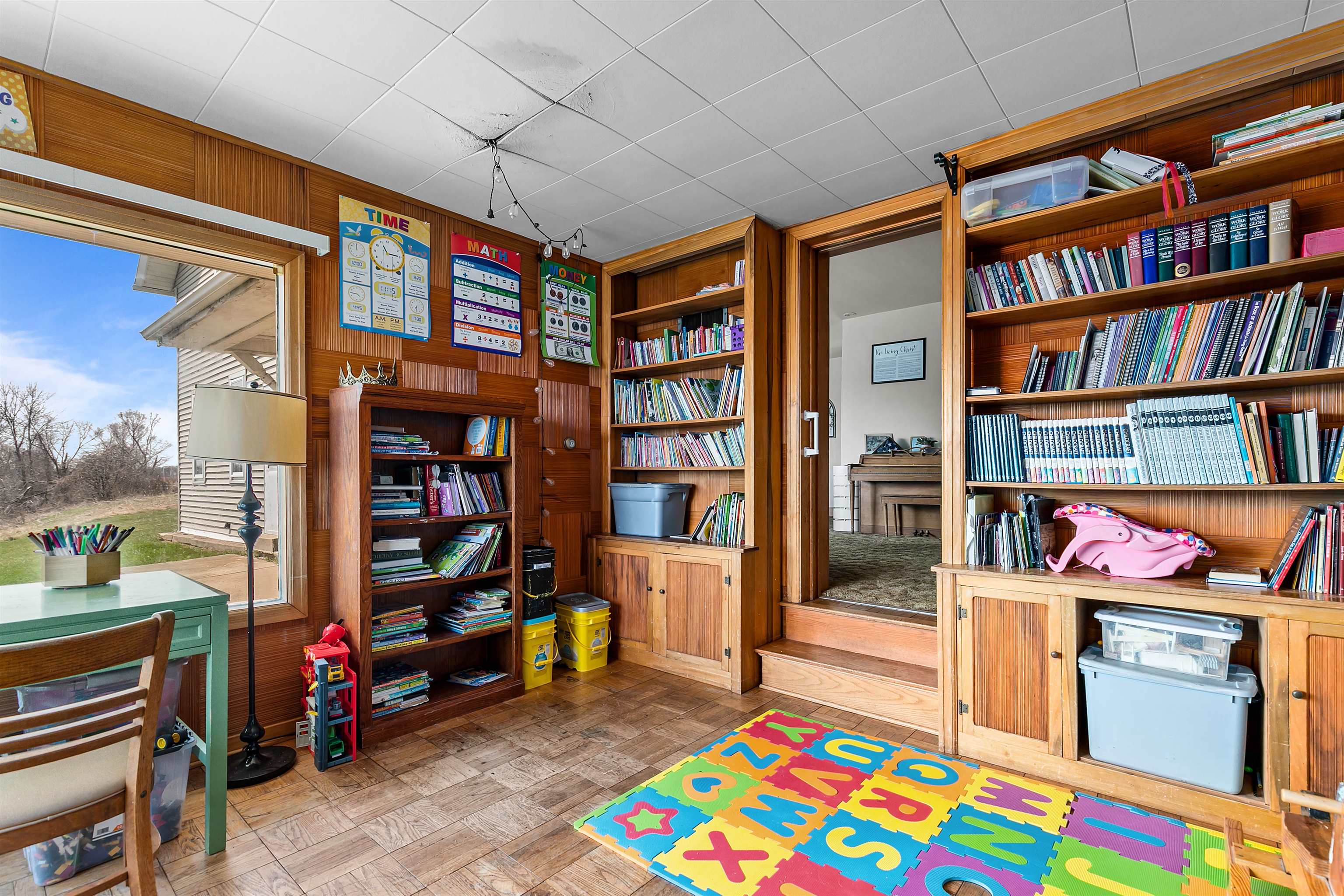 De Pere, Wisconsin, 54115, United States, 4 Bedrooms Bedrooms, ,2 BathroomsBathrooms,Residential,For Sale,1975145