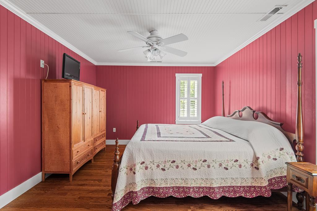 New Canton, Virginia, 23123, United States, 3 Bedrooms Bedrooms, ,2 BathroomsBathrooms,Residential,For Sale,1915439