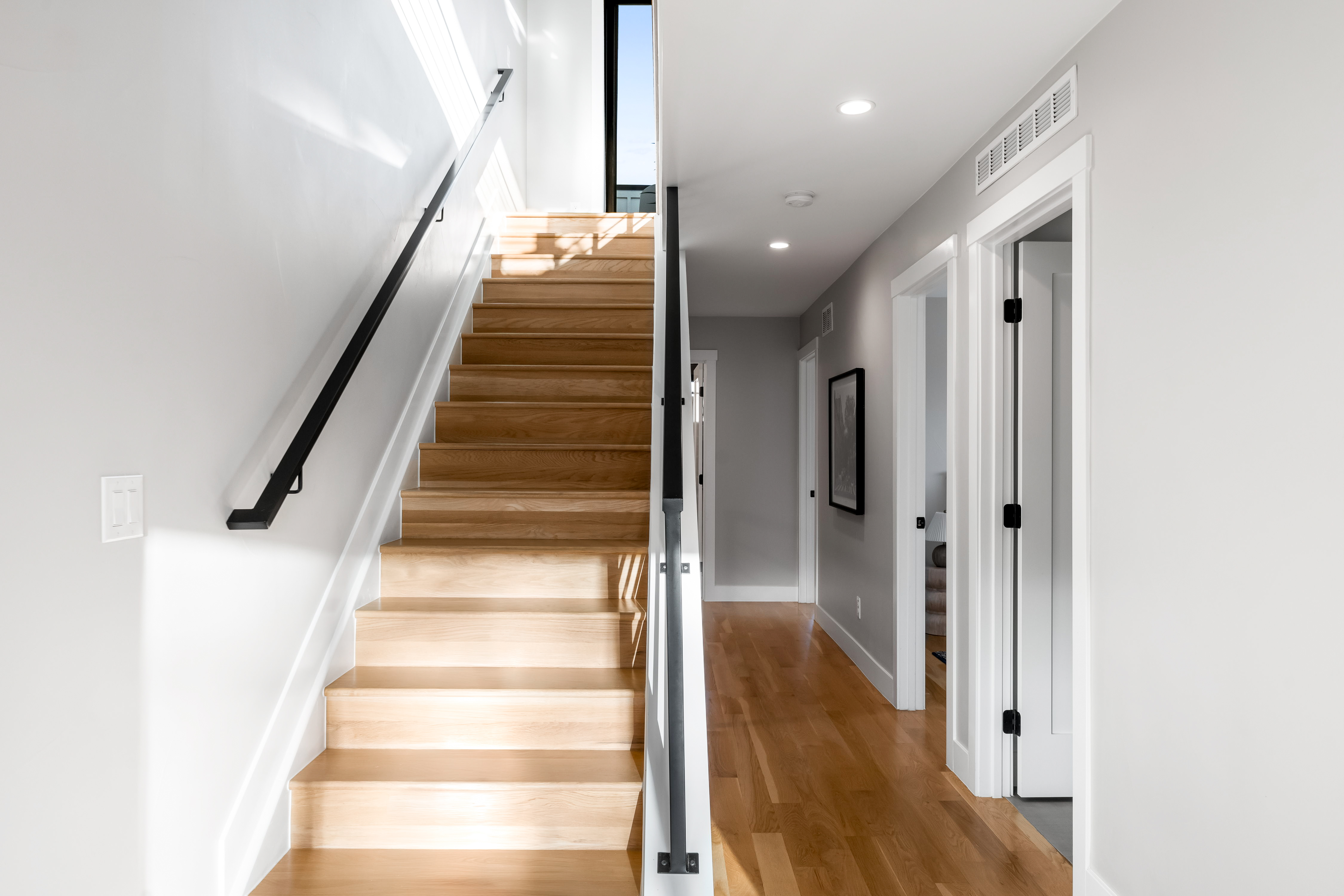  Sunny Corner Lot  Park + Skyline Views - 物件實景