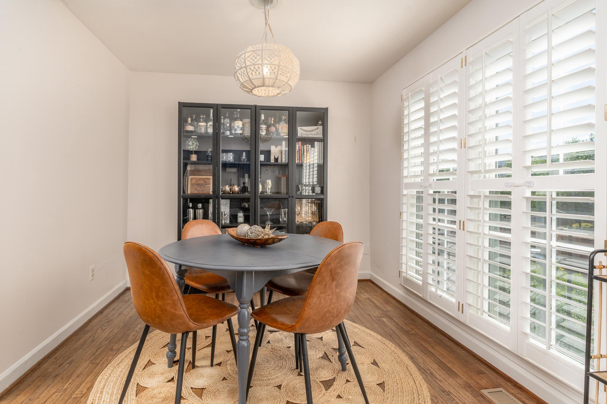  3560 S George Mason Drive, Alexandria, VA, 22302 - 物件實景