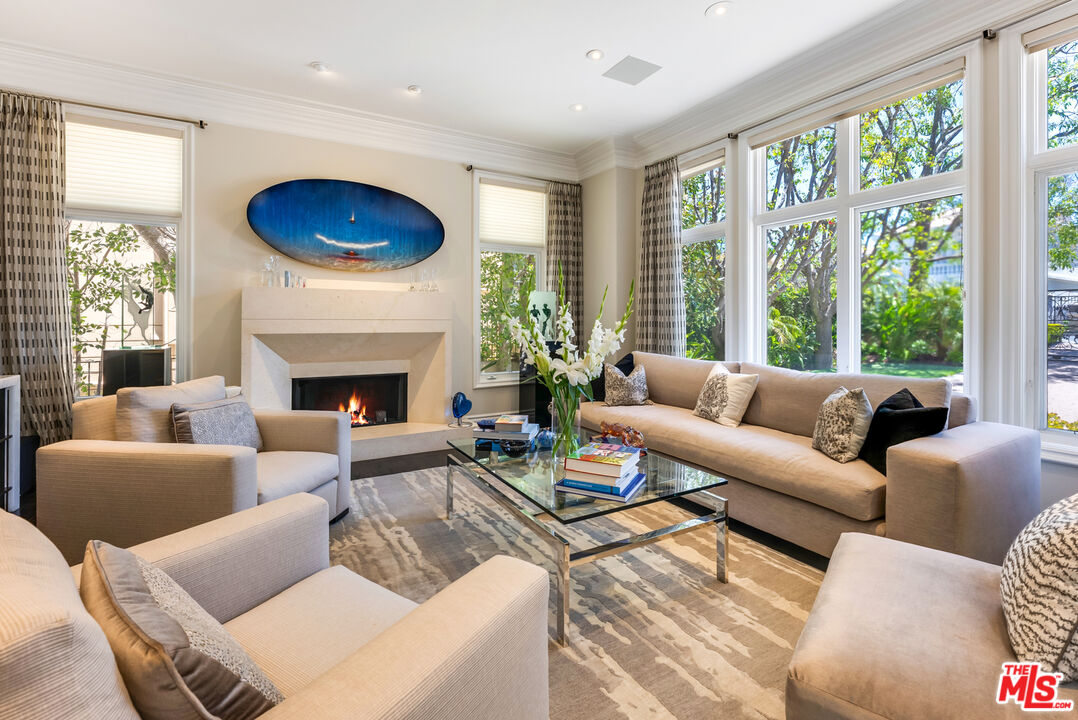 Los Angeles, California, 90077, United States, 5 Bedrooms Bedrooms, ,7 BathroomsBathrooms,Residential,For Sale,1686494