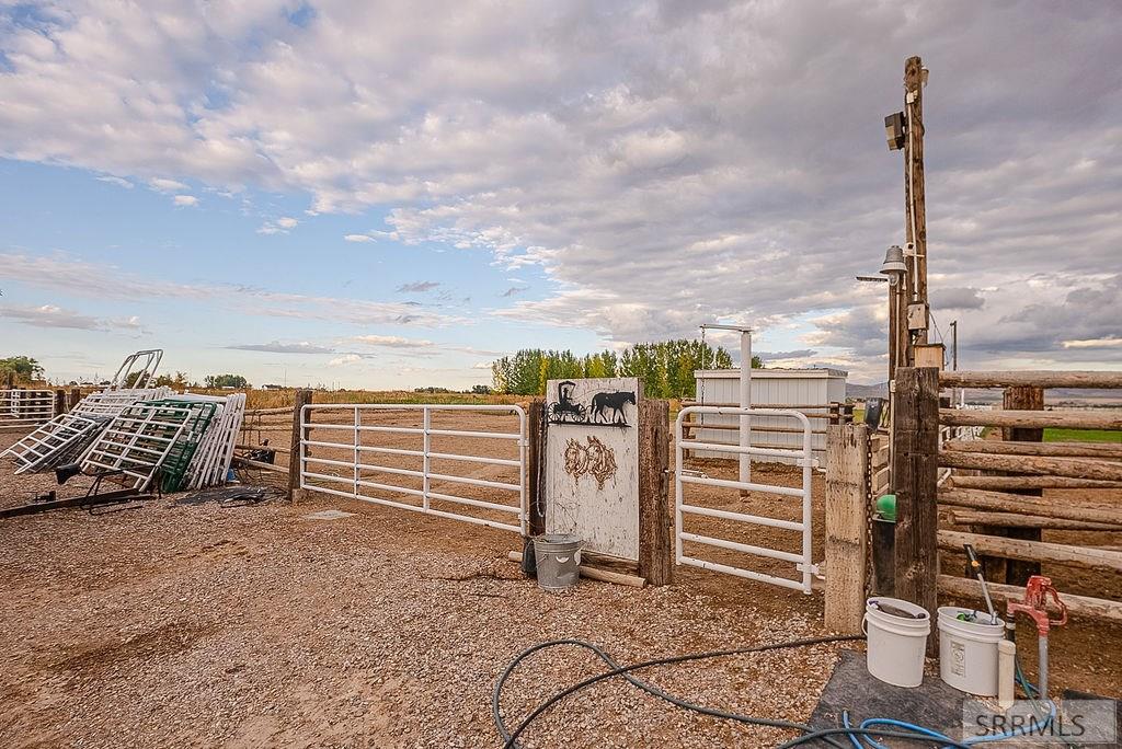 POCATELLO, Idaho, 83202, United States, 6 Bedrooms Bedrooms, ,4 BathroomsBathrooms,Residential,For Sale,1977598