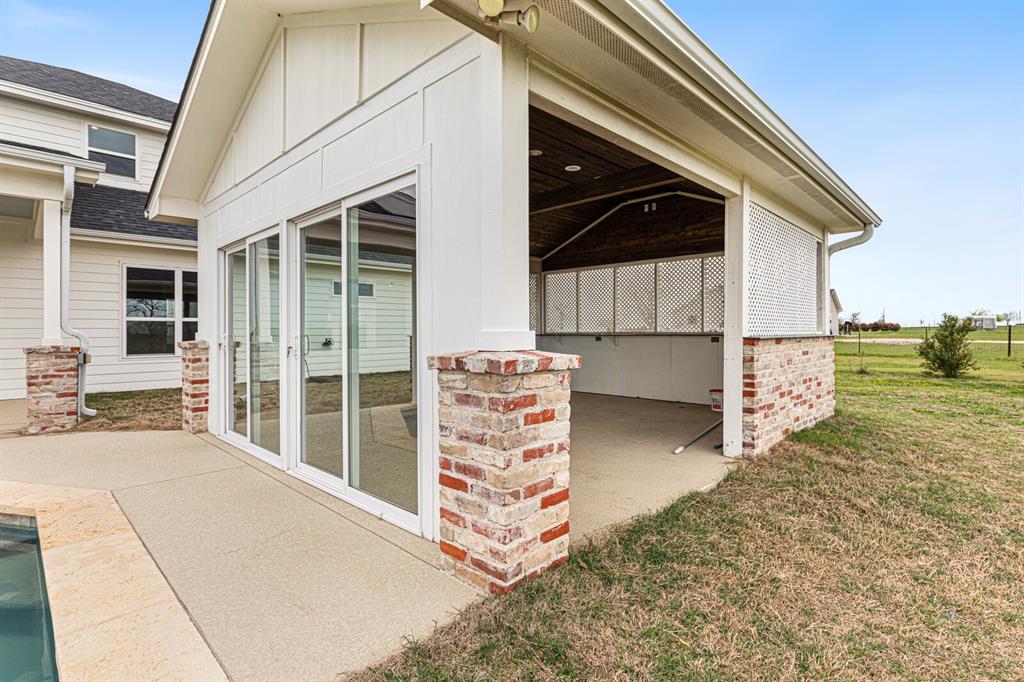 Holland, Texas, 76534, United States, 6 Bedrooms Bedrooms, ,6 BathroomsBathrooms,Residential,For Sale,1986068