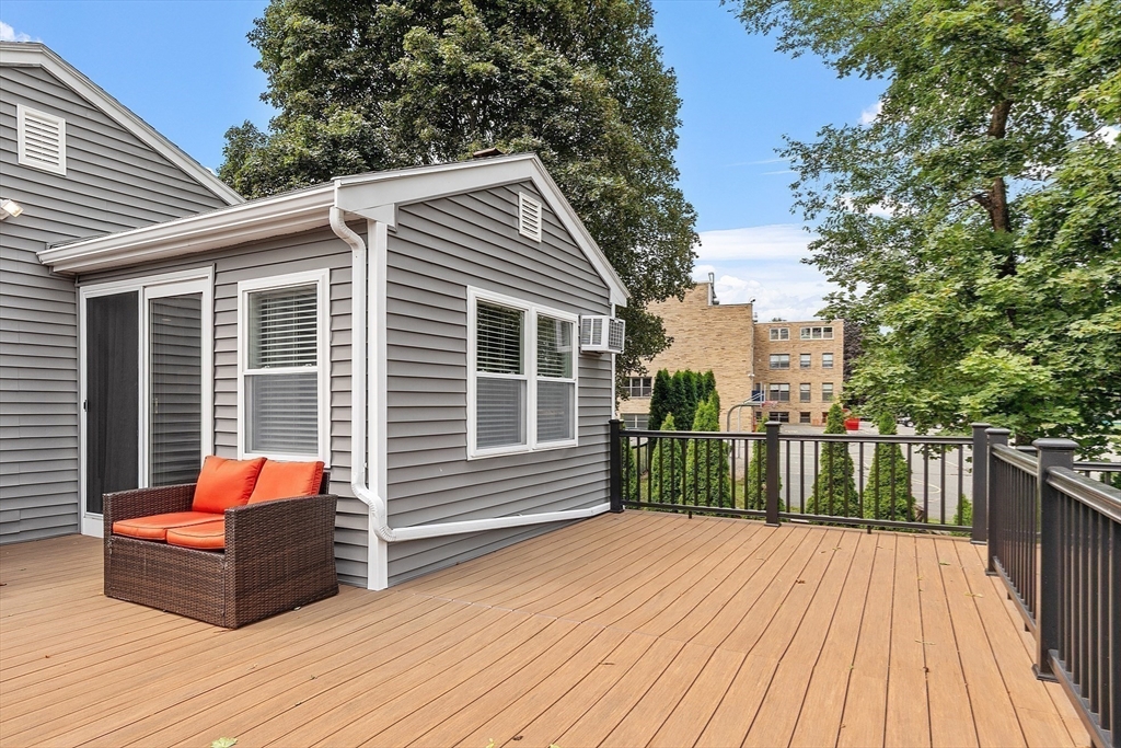 Beverly, Massachusetts, 01915, United States, 3 Bedrooms Bedrooms, ,2 BathroomsBathrooms,Residential,For Sale,1912054