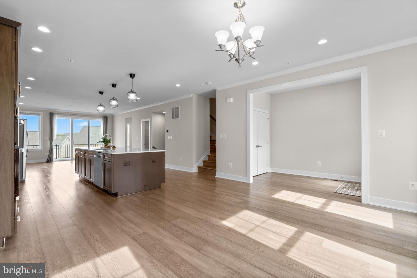 Ellicott City, Maryland, 21042, United States, 3 Bedrooms Bedrooms, ,4 BathroomsBathrooms,Residential,For Sale,1933185