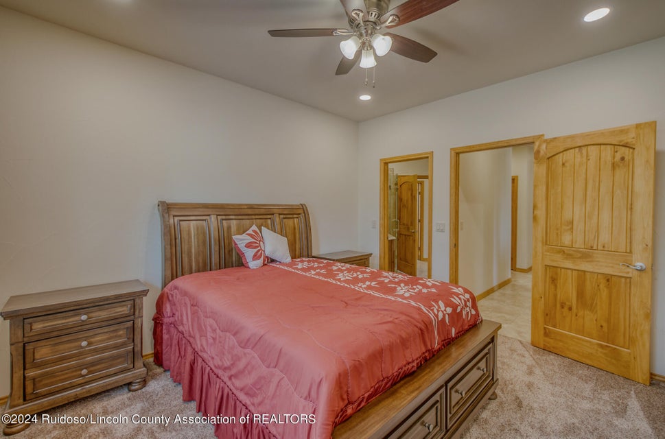 Ruidoso, New Mexico, 88345, United States, 4 Bedrooms Bedrooms, ,4 BathroomsBathrooms,Residential,For Sale,1921687