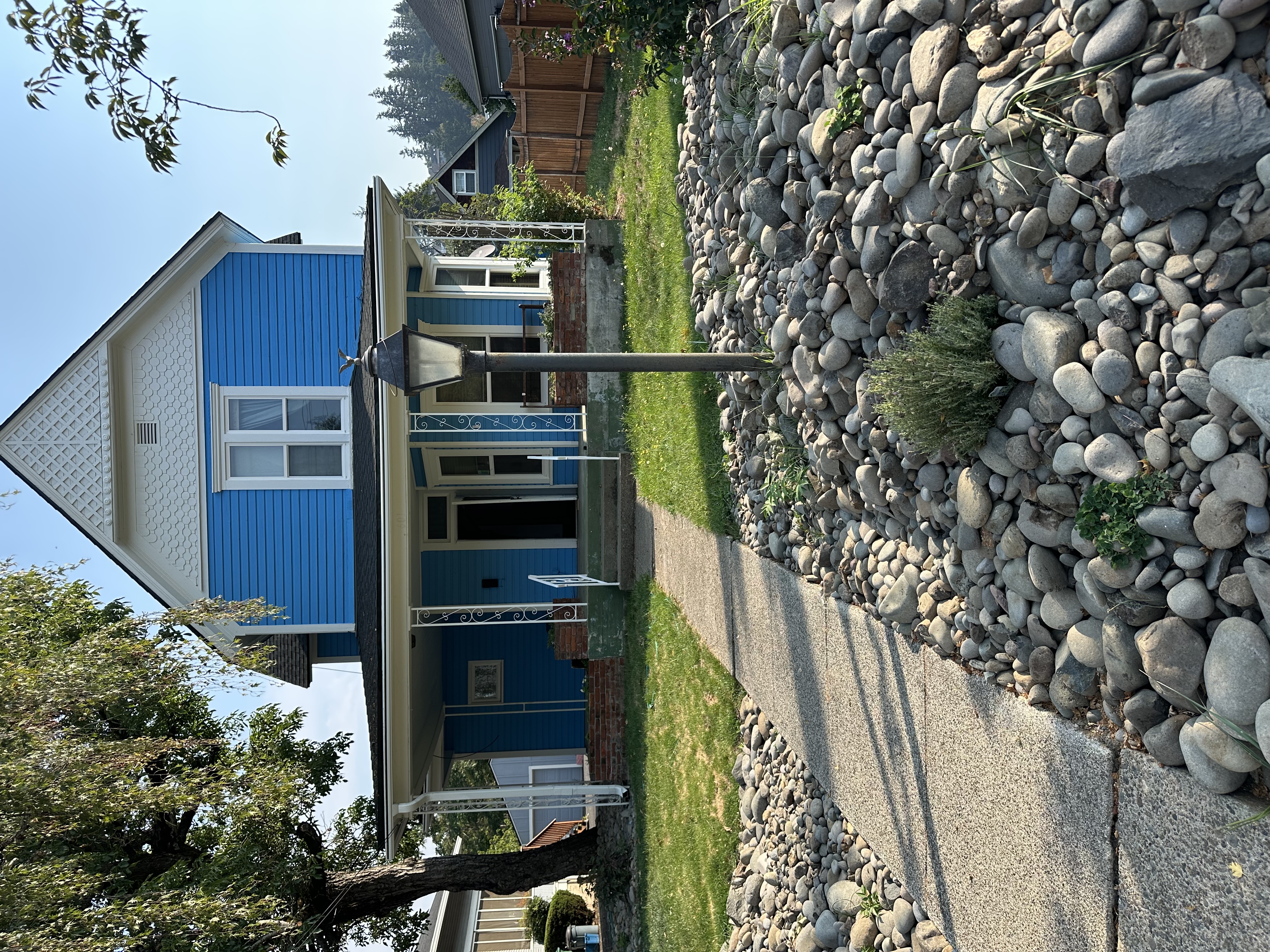 Silverton, Oregon, 97381, United States, 3 Bedrooms Bedrooms, ,2 BathroomsBathrooms,Residential,For Sale,1941642