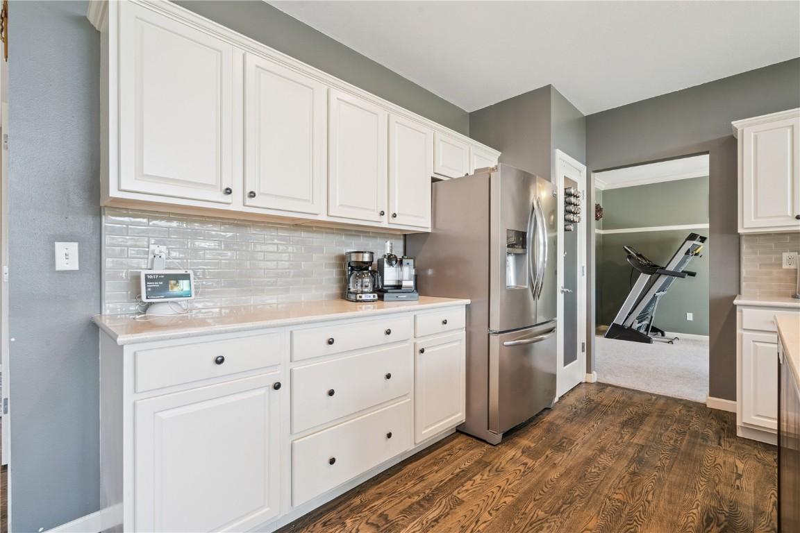 Marion, Iowa, 52302, United States, 5 Bedrooms Bedrooms, ,4 BathroomsBathrooms,Residential,For Sale,1984063