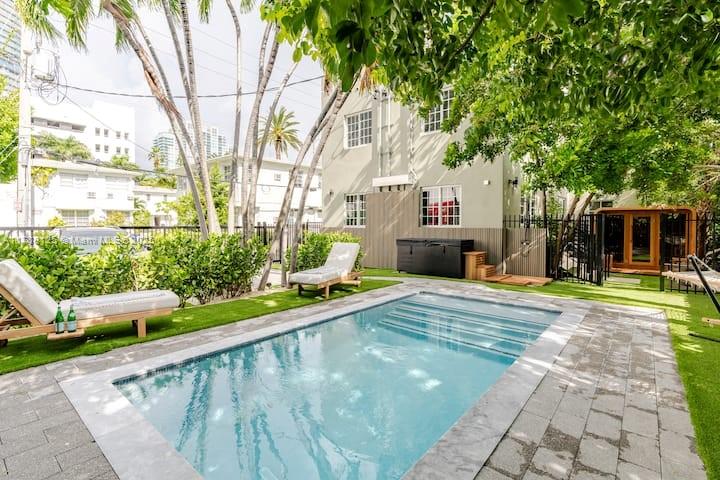 Miami Beach, Florida, 33139, United States, 5 Bedrooms Bedrooms, ,5 BathroomsBathrooms,Residential,For Sale,1785571