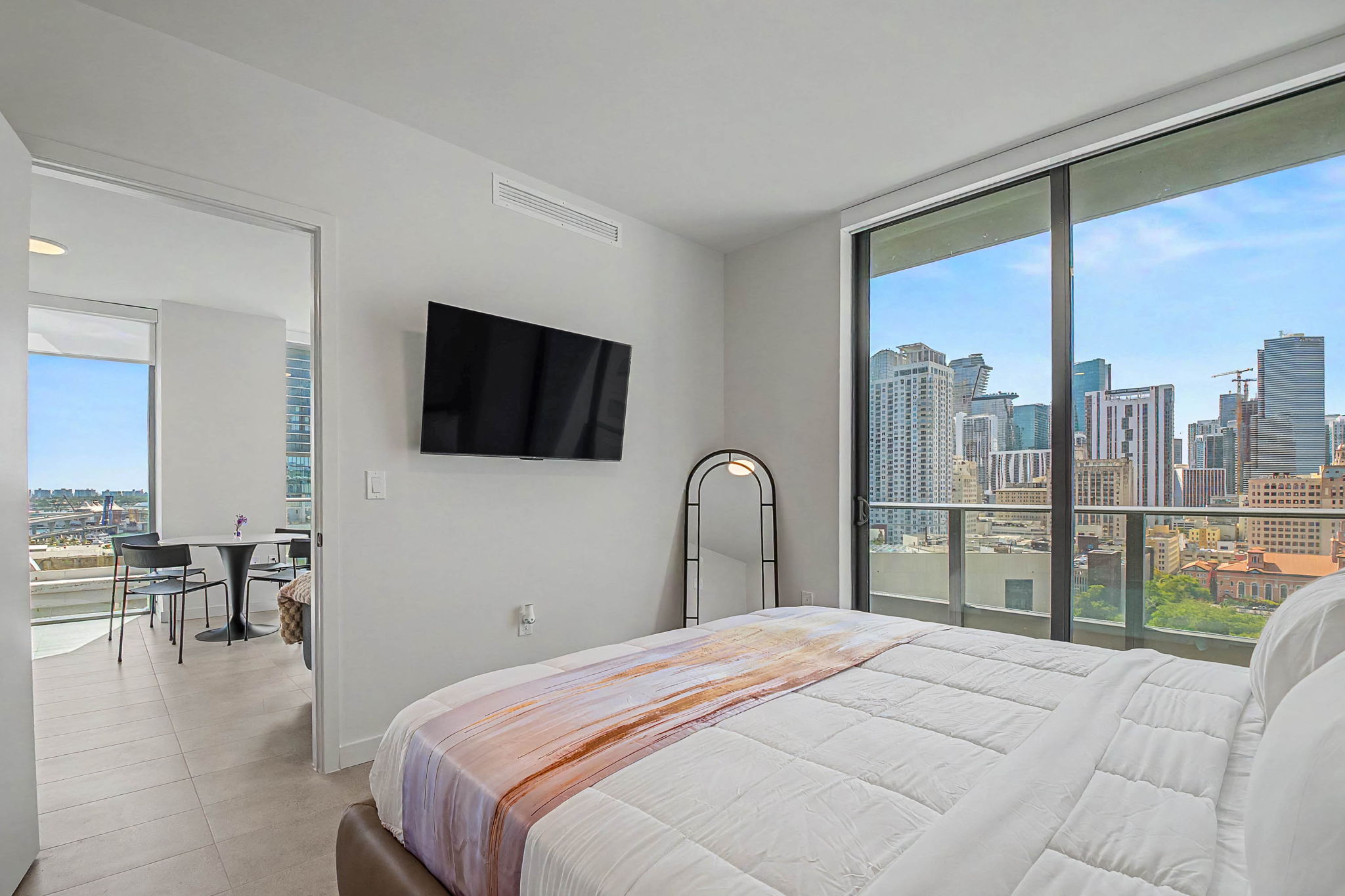  121 NE 25th St, Miami, FL, 33132 - 物件實景