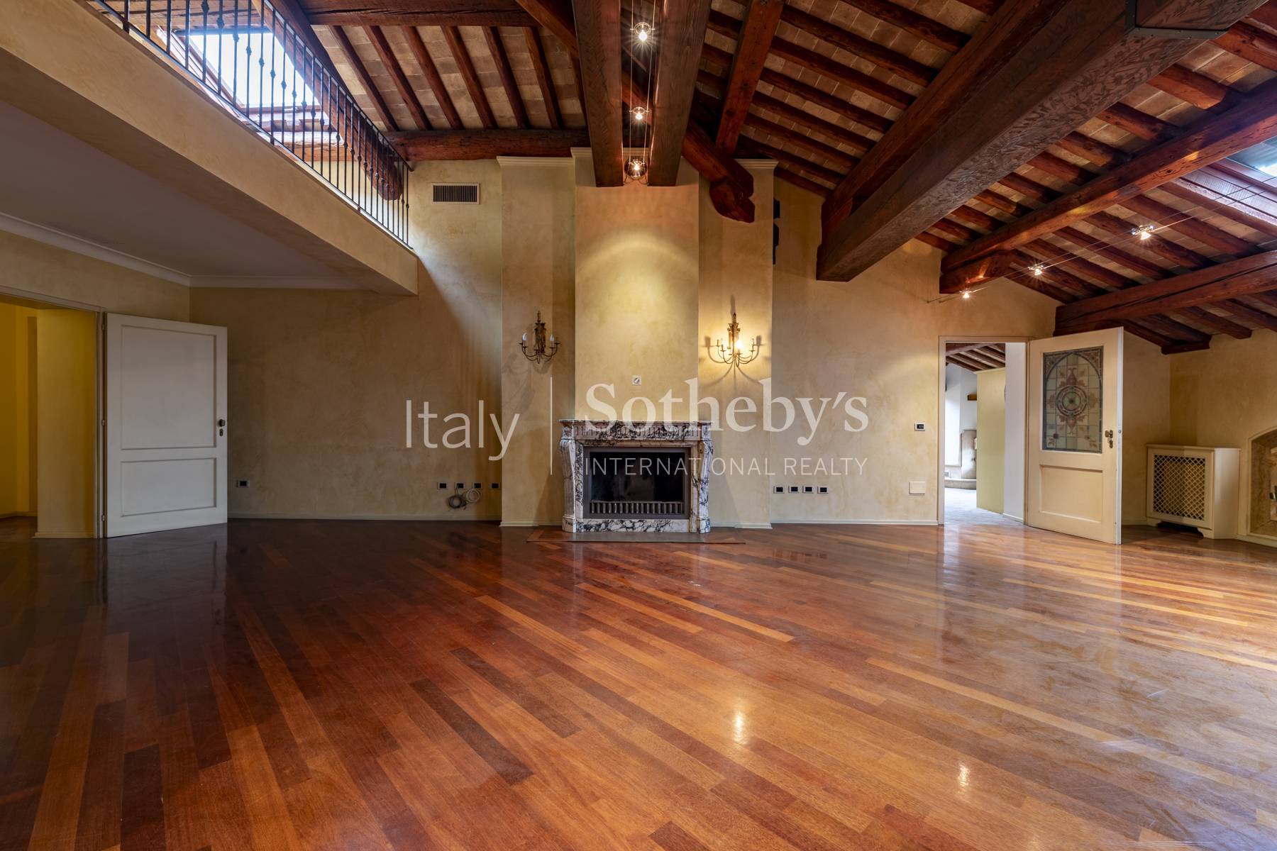  Exclusive penthouse in the historic center of Padua - 物件實景