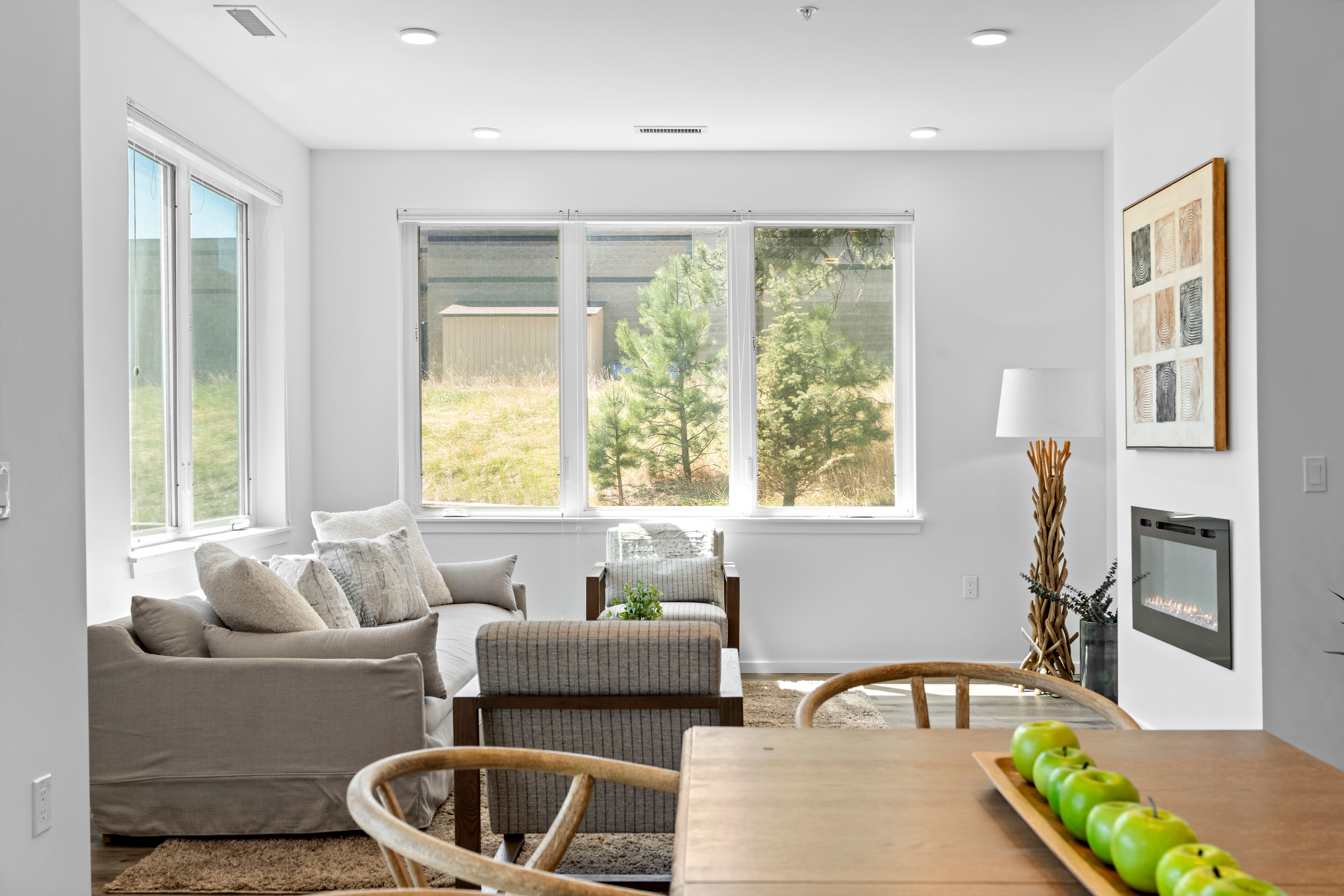  Experience Elevated Mountain Living in This Premier Evergreen Condo - 物件實景