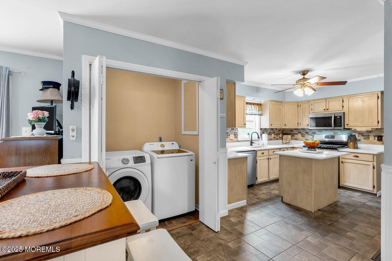 Howell, New Jersey, 07731, United States, 3 Bedrooms Bedrooms, ,3 BathroomsBathrooms,Residential,For Sale,2000438