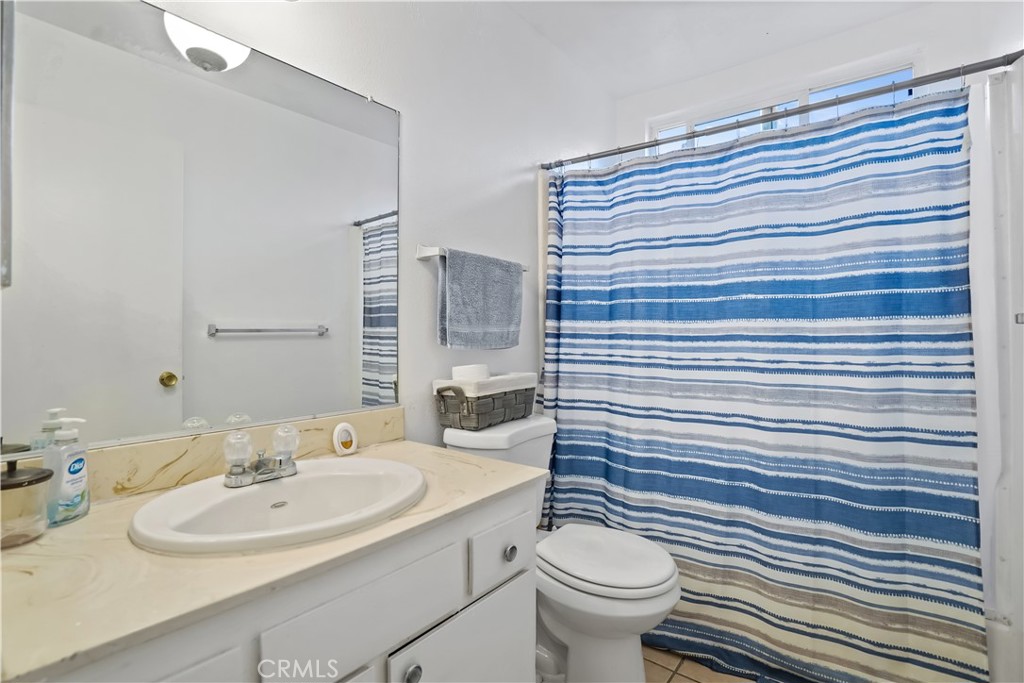 West Hills, California, 91307, United States, ,Residential,For Sale,1999055