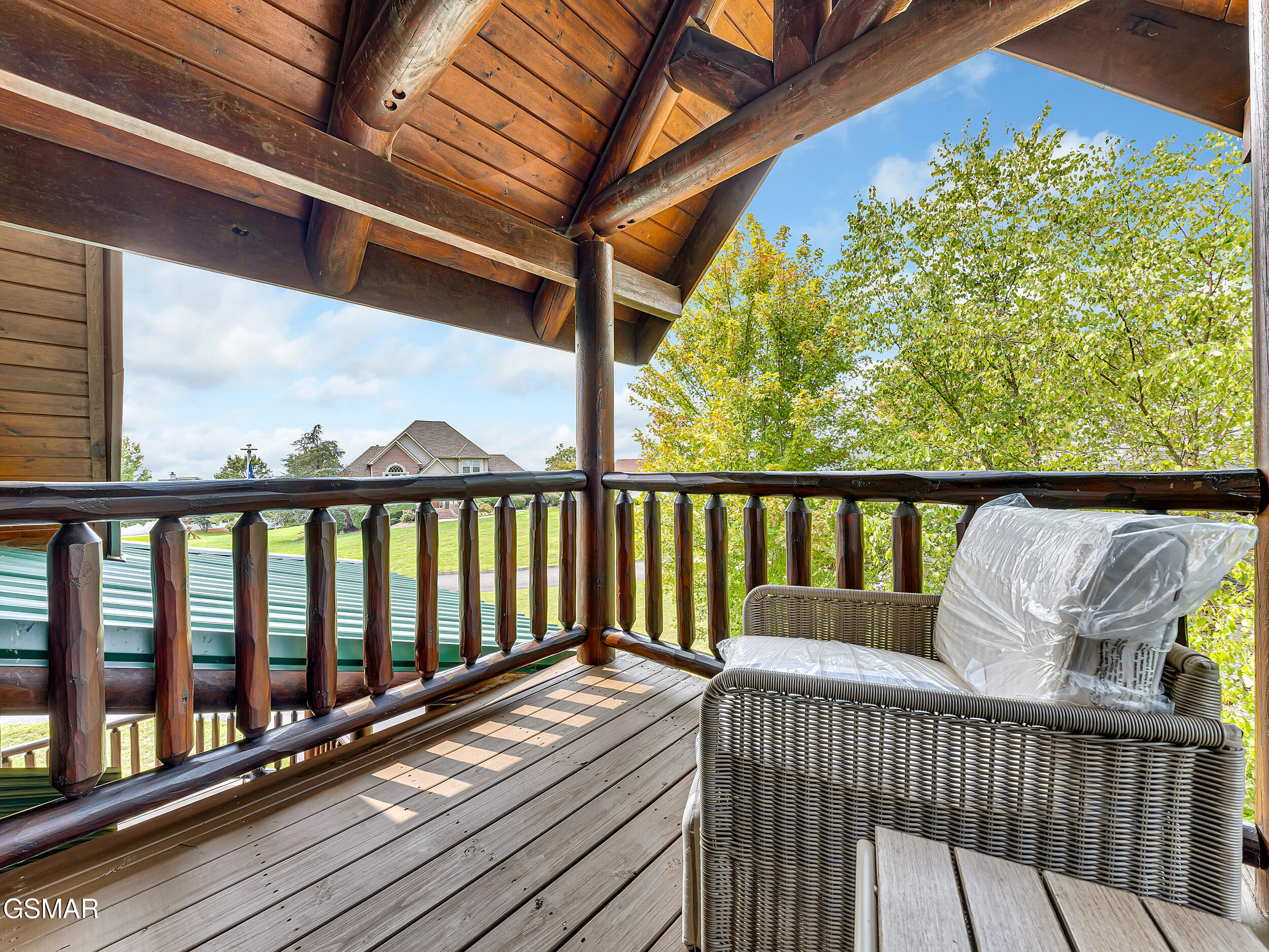 Dandridge, Tennessee, 37725, United States, 3 Bedrooms Bedrooms, ,4 BathroomsBathrooms,Residential,For Sale,1978849