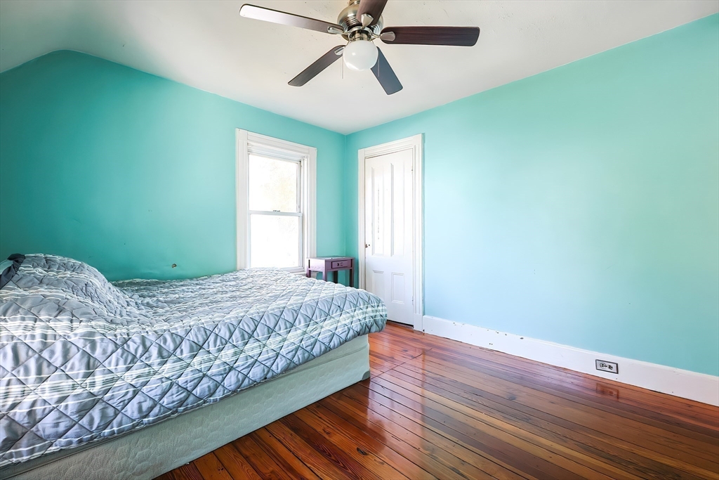 Boston, Massachusetts, 02136, United States, 4 Bedrooms Bedrooms, ,2 BathroomsBathrooms,Residential,For Sale,1944932