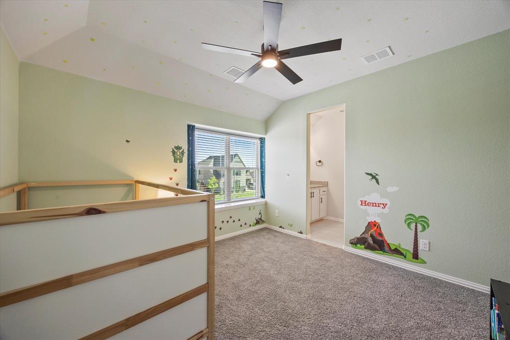 Waxahachie, Texas, 75165, United States, 5 Bedrooms Bedrooms, ,5 BathroomsBathrooms,Residential,For Sale,1828545