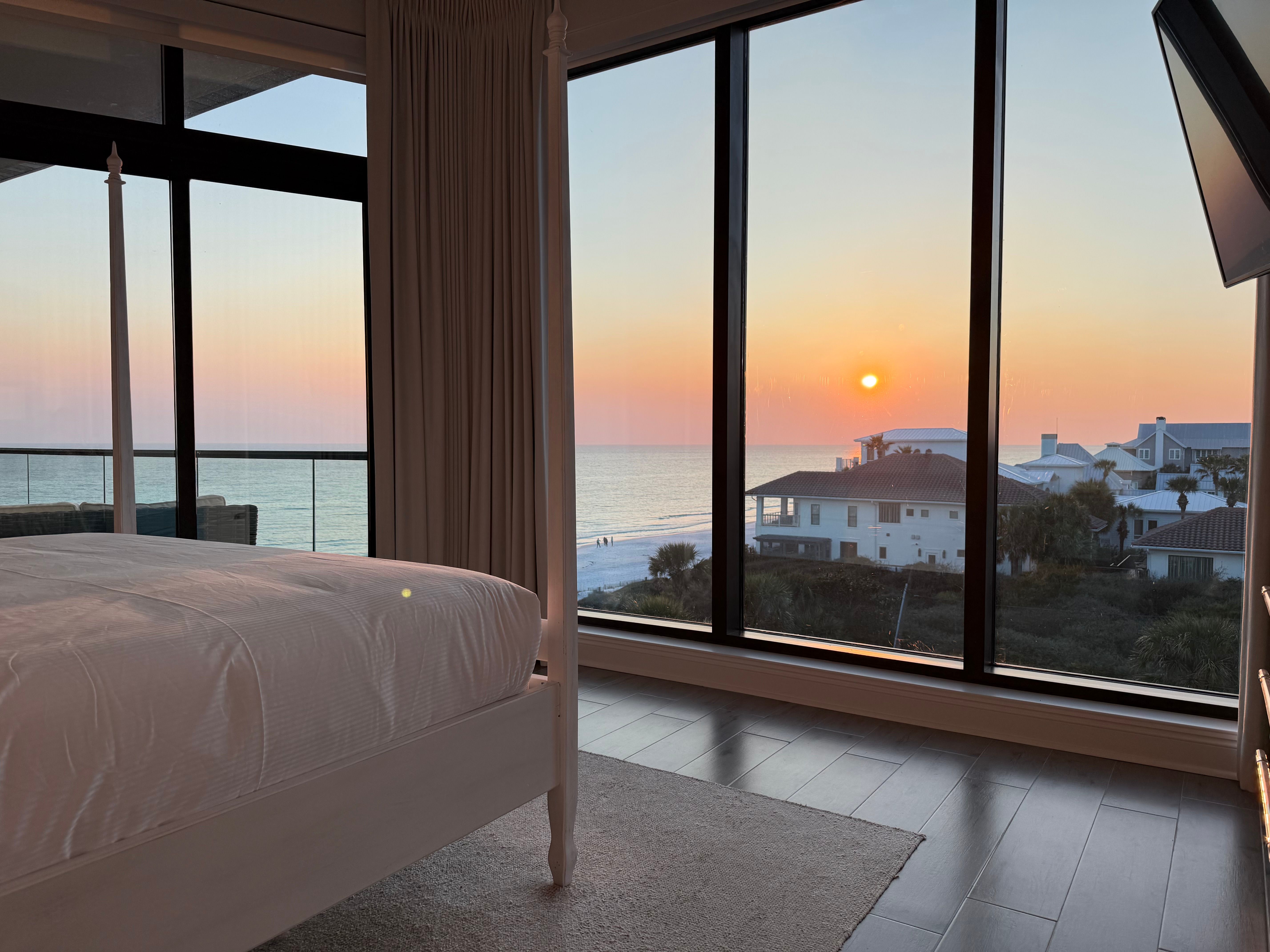  Gulf-Front Penthouse In Low-Density Complex With Sunset Views - 物件實景