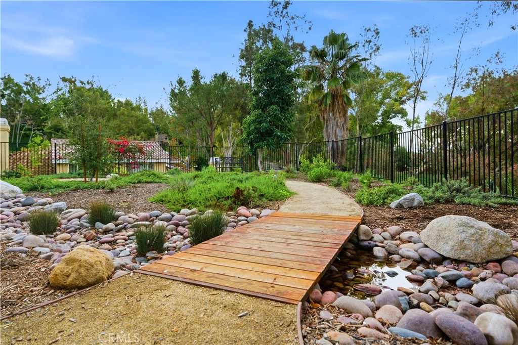 West Covina, California, 91791, United States, 3 Bedrooms Bedrooms, ,1 BathroomBathrooms,Residential,For Sale,1998673