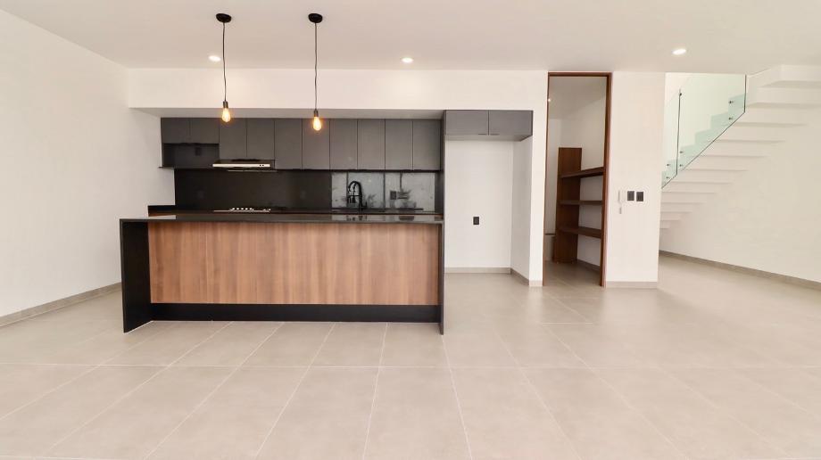 Luz Solar, Morelia, Michoacán de Ocampo, 58253, Mexico, 4 Bedrooms Bedrooms, ,4 BathroomsBathrooms,Residential,For Sale,Luz Solar,1480838