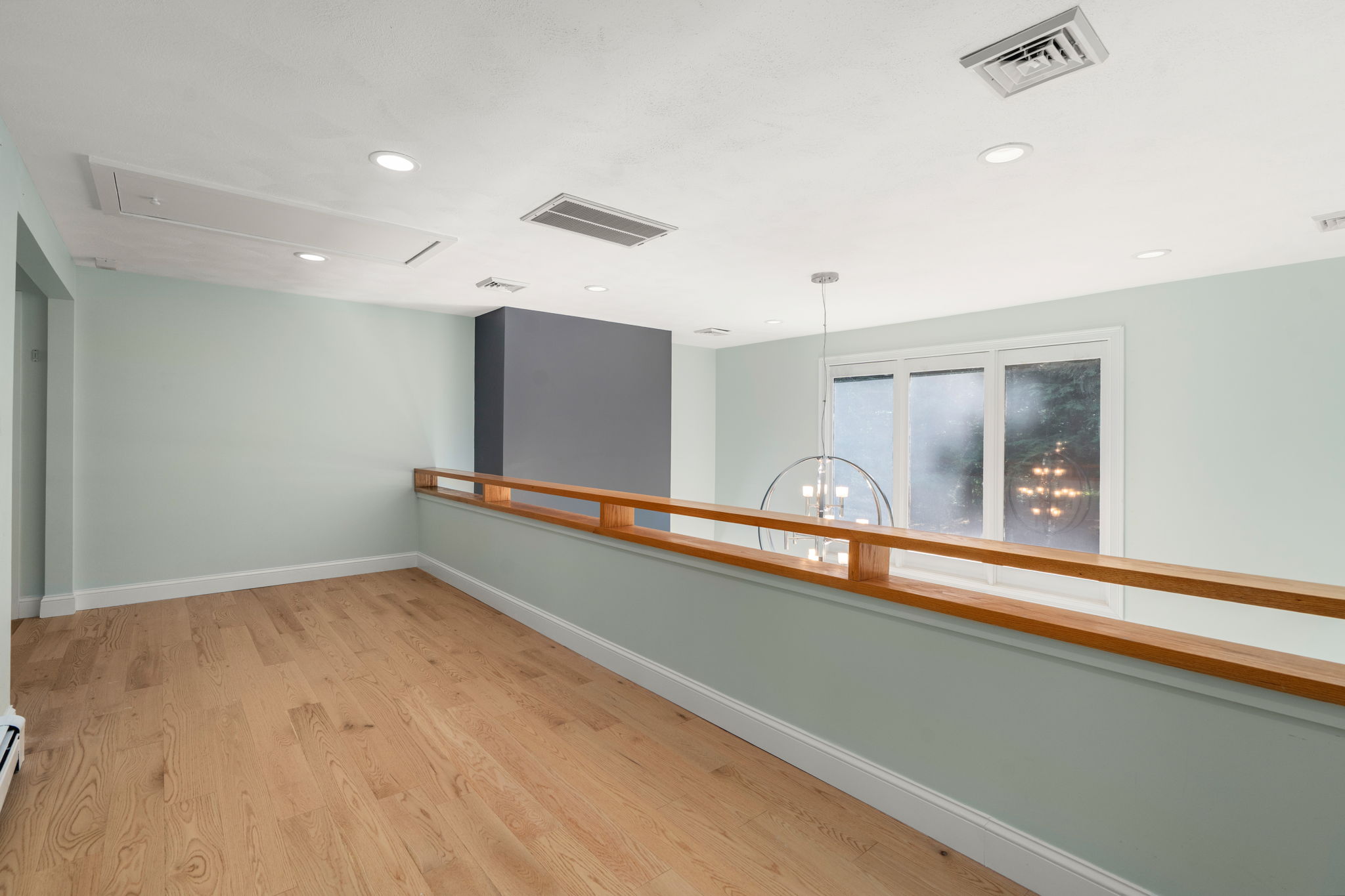  47 Dedham Street, Sharon, MA, 02067 - 物件實景