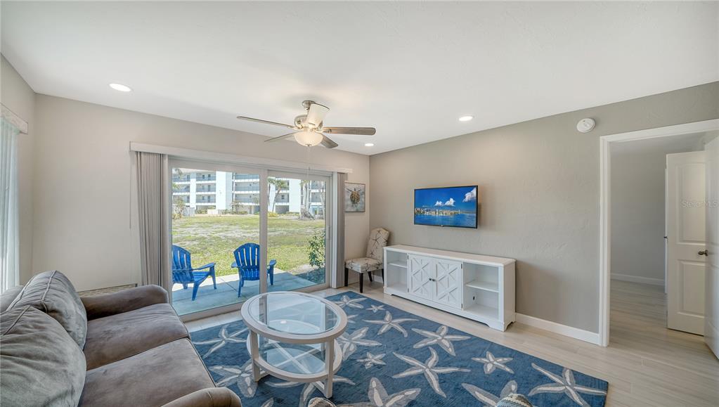 Longboat Key, Florida, 34228, United States, 2 Bedrooms Bedrooms, ,2 BathroomsBathrooms,Residential,For Sale,1993479