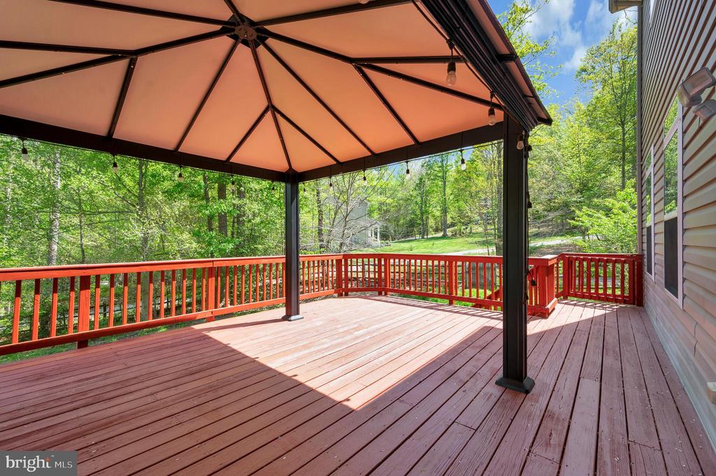 Stafford, Virginia, 22554, United States, 5 Bedrooms Bedrooms, ,5 BathroomsBathrooms,Residential,For Sale,2047982
