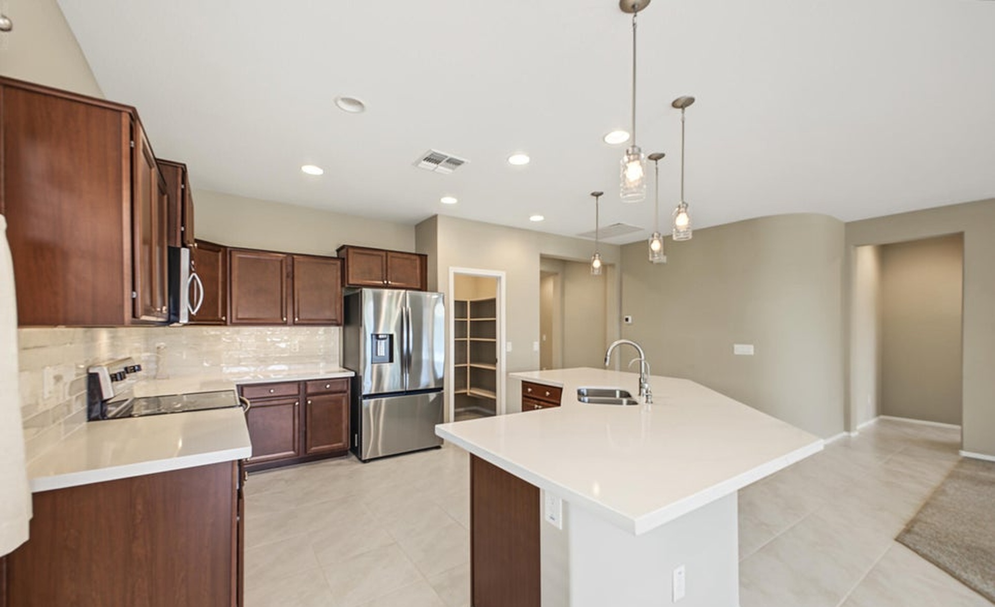  5453 W Saratoga Way  Florence, AZ - 物件實景