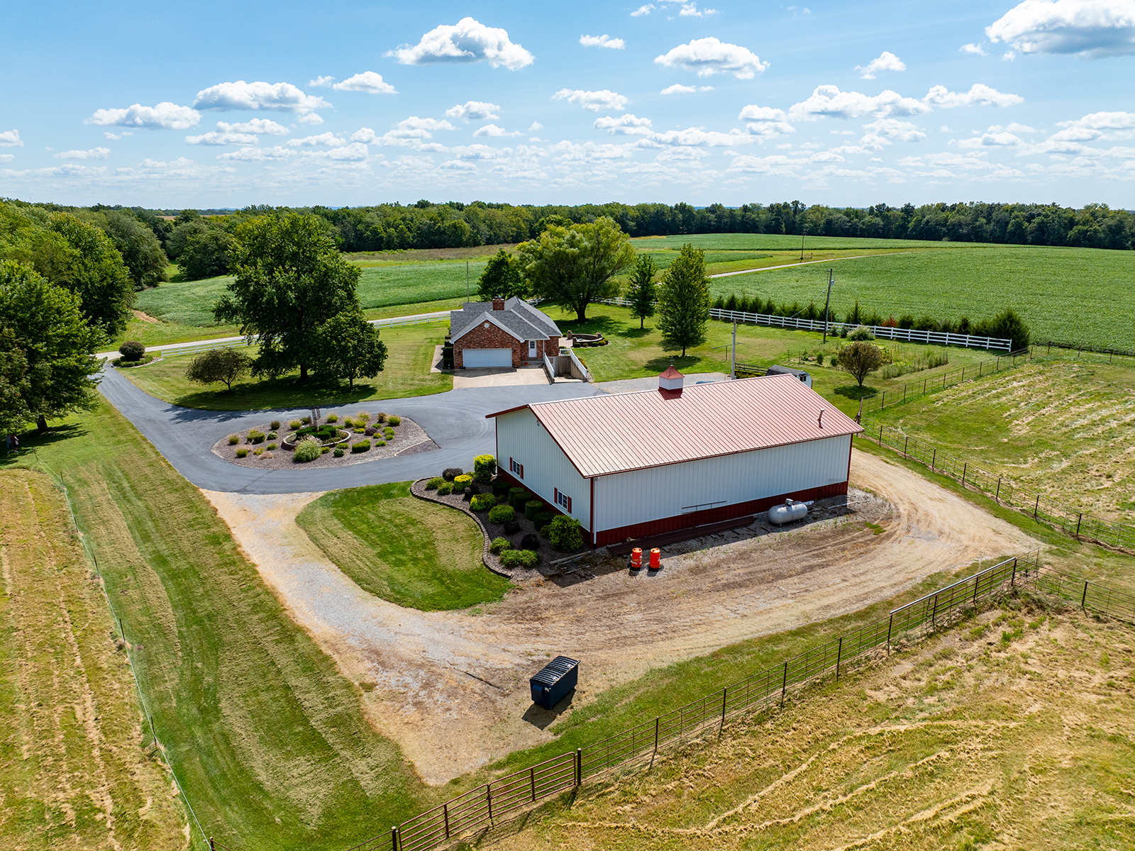 New London, Missouri, 63459, United States, 3 Bedrooms Bedrooms, ,2 BathroomsBathrooms,Residential,For Sale,1942717