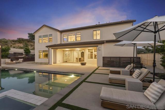 Escondido, California, 92029, United States, 5 Bedrooms Bedrooms, ,5 BathroomsBathrooms,Residential,For Sale,2029971
