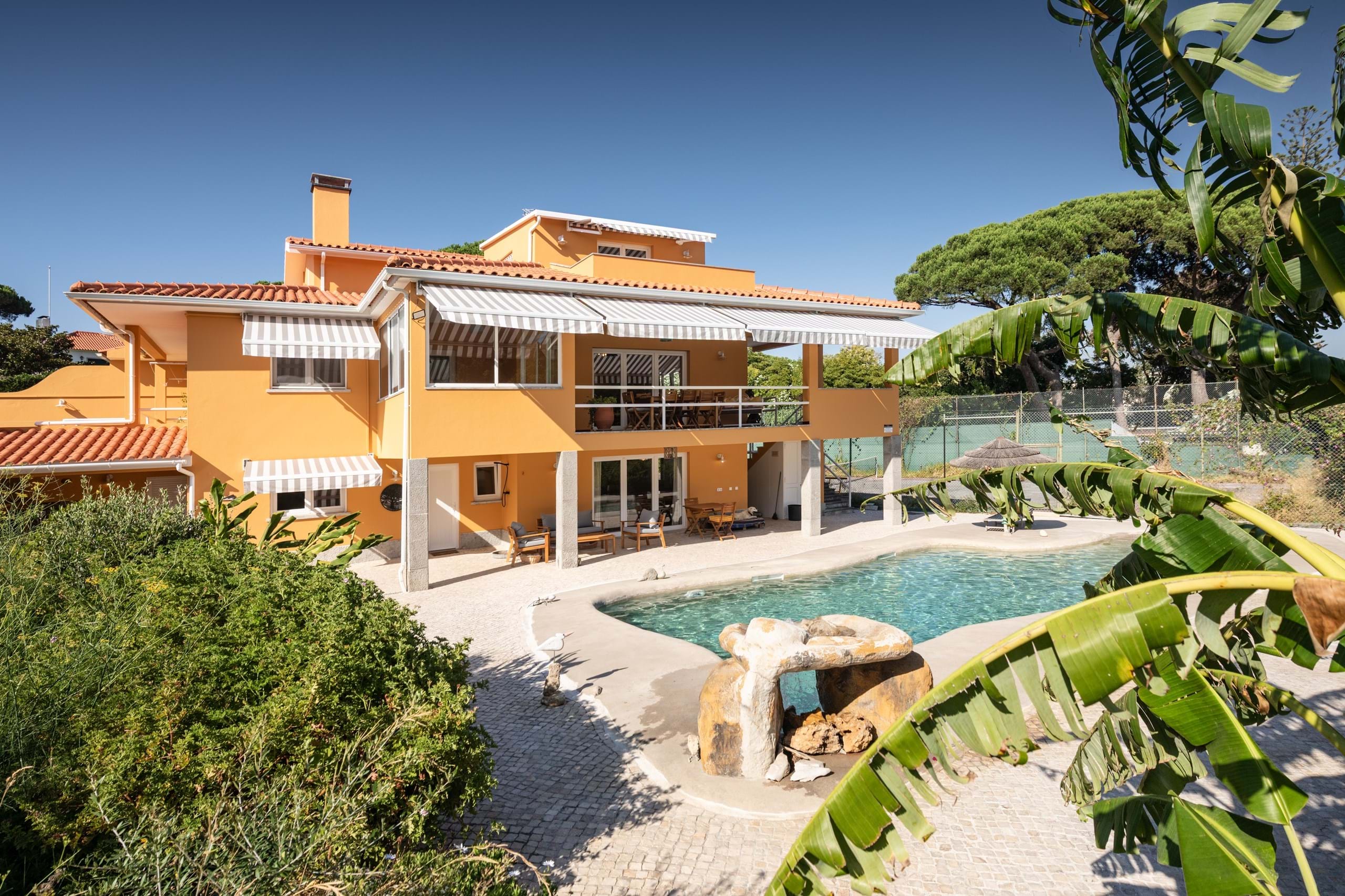 Cascais, Lisbon, 2765-574, PT, 8 Bedrooms Bedrooms, ,3 BathroomsBathrooms,Residential,For Sale,1908272