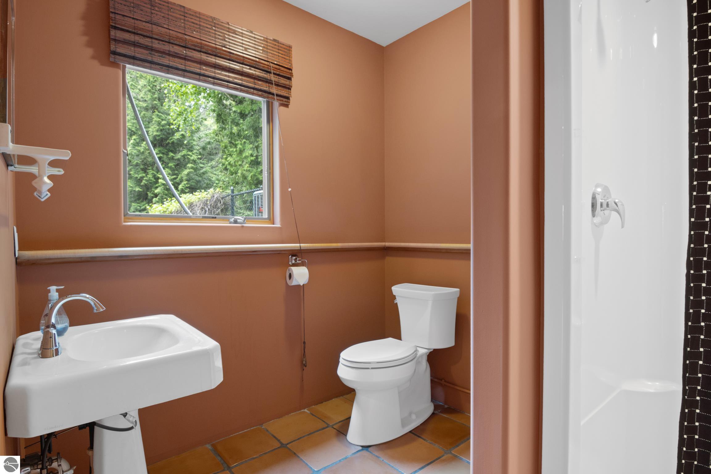 Leland, Michigan, 49654, United States, 3 Bedrooms Bedrooms, ,2 BathroomsBathrooms,Residential,For Sale,1849719