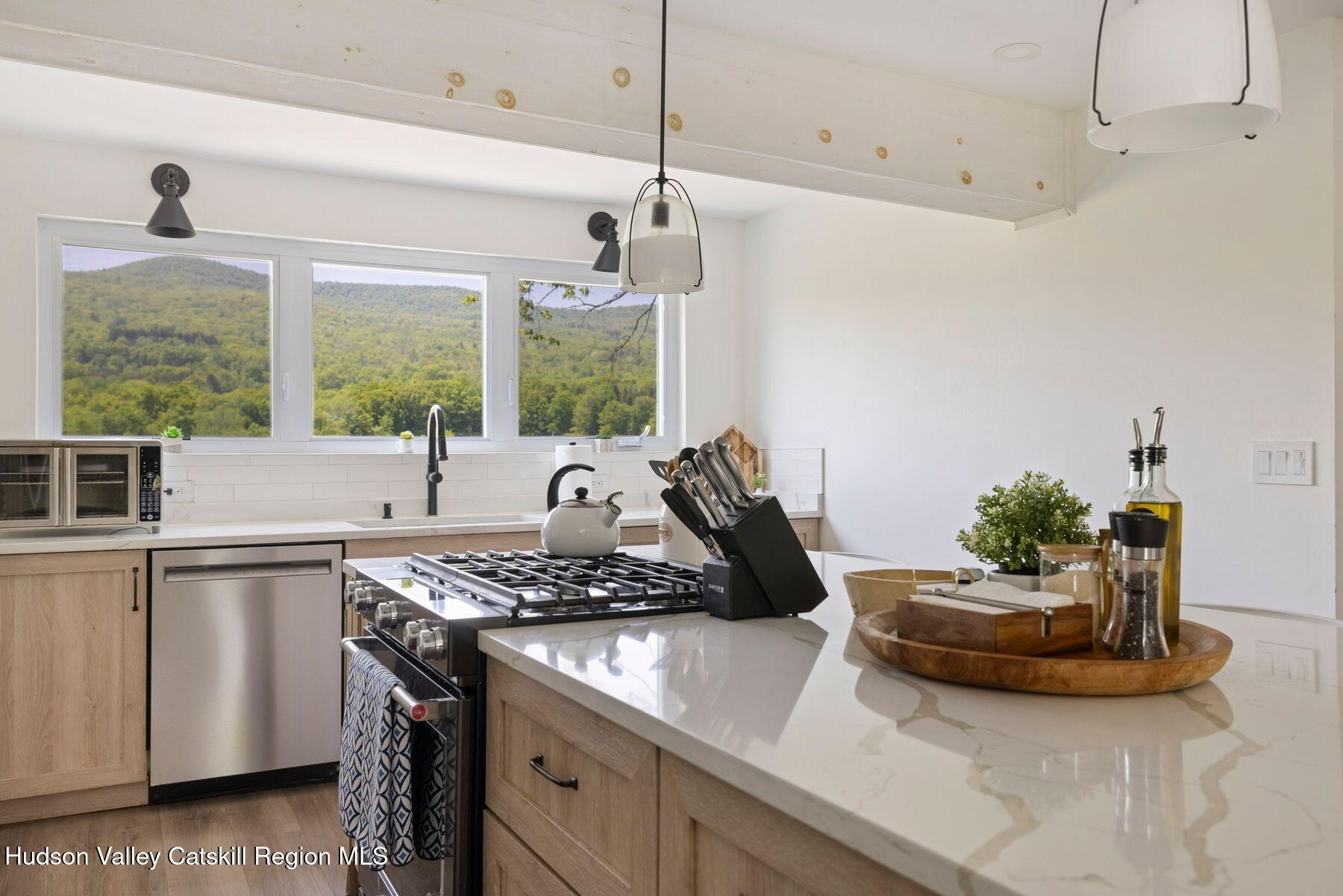 Windham, New York, 12496, United States, 4 Bedrooms Bedrooms, ,4 BathroomsBathrooms,Residential,For Sale,1856579