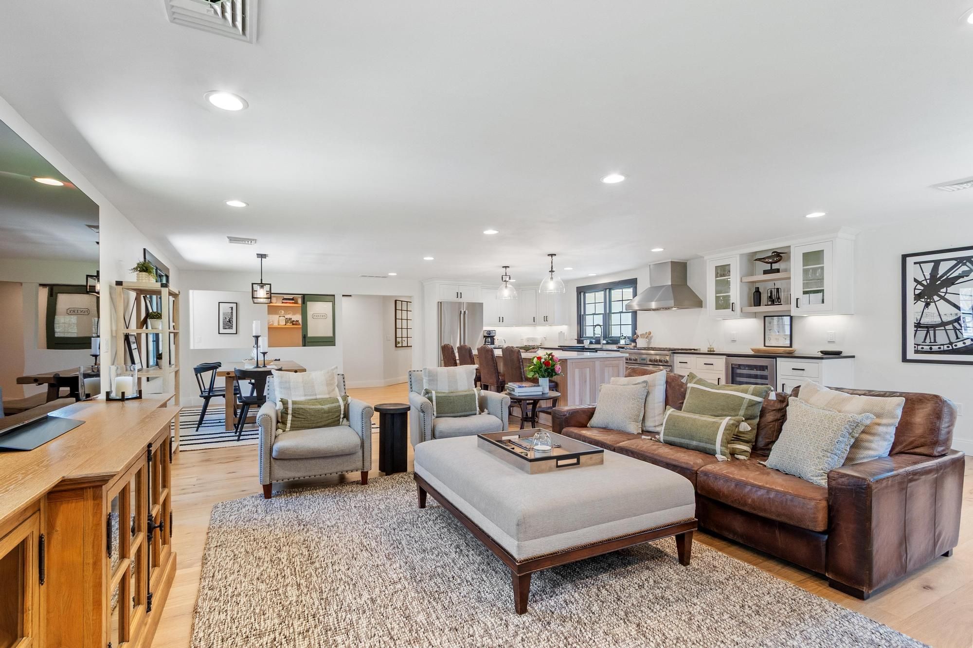  16 Thurlow Street, Georgetown, MA, 01833 - 物件實景