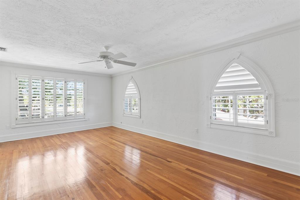 St Petersburg, Florida, 33704, United States, 4 Bedrooms Bedrooms, ,5 BathroomsBathrooms,Residential,For Sale,1794031