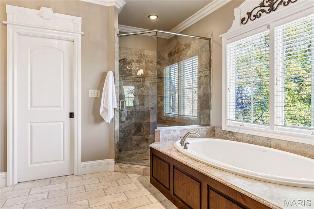 St Charles, Missouri, 63304, United States, 4 Bedrooms Bedrooms, ,6 BathroomsBathrooms,Residential,For Sale,1992889