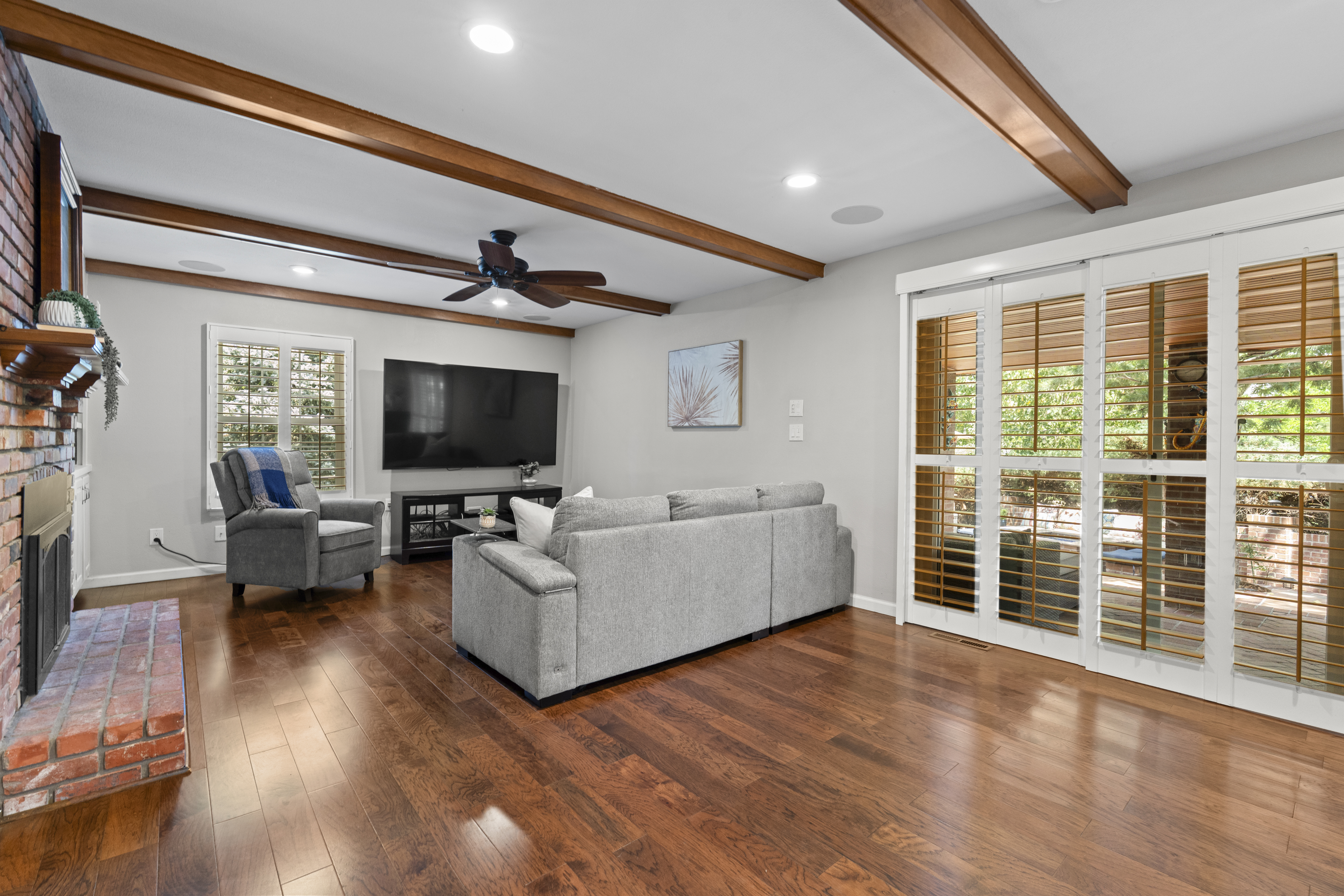  Tranquil Living with Custom Upgrades - 物件實景