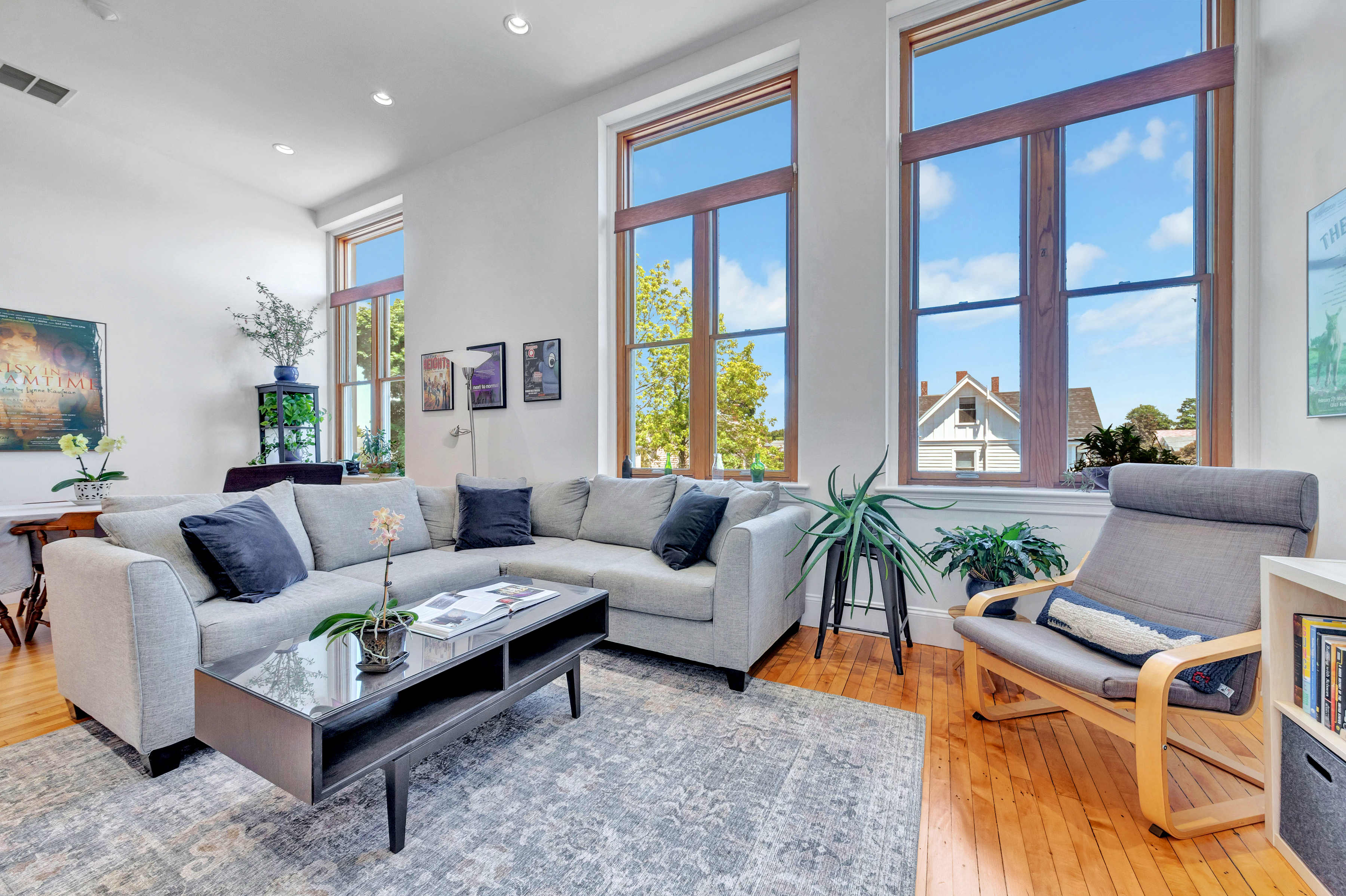  122 Sharon Street, Unit 203, Medford, MA, 02155 - 物件實景
