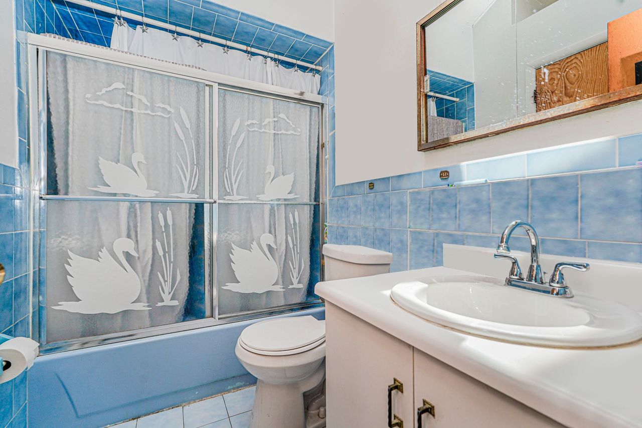 Staten Island, New York, 10314, United States, 4 Bedrooms Bedrooms, ,2 BathroomsBathrooms,Residential,For Sale,1895185