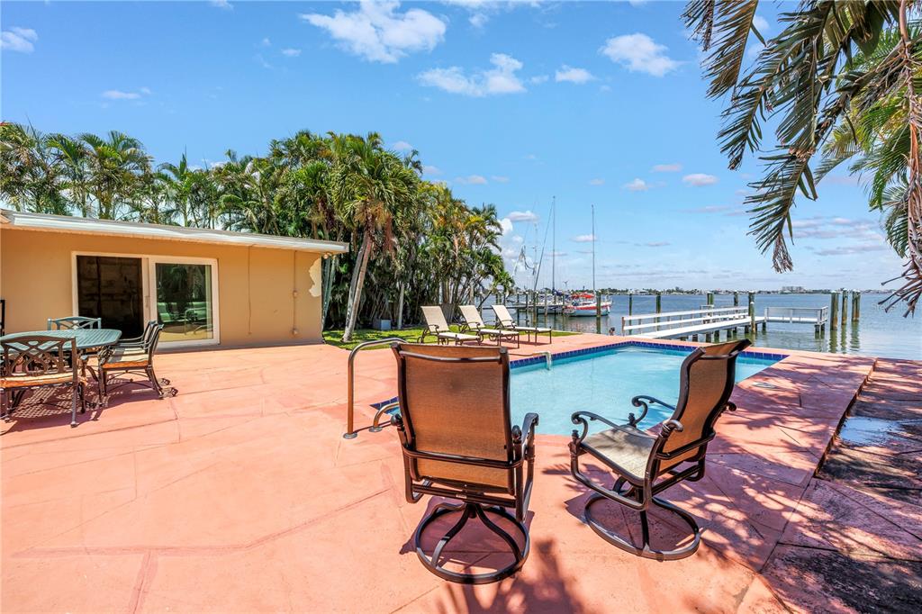 St Pete Beach, Florida, 33706, United States, 3 Bedrooms Bedrooms, ,2 BathroomsBathrooms,Residential,For Sale,1942197