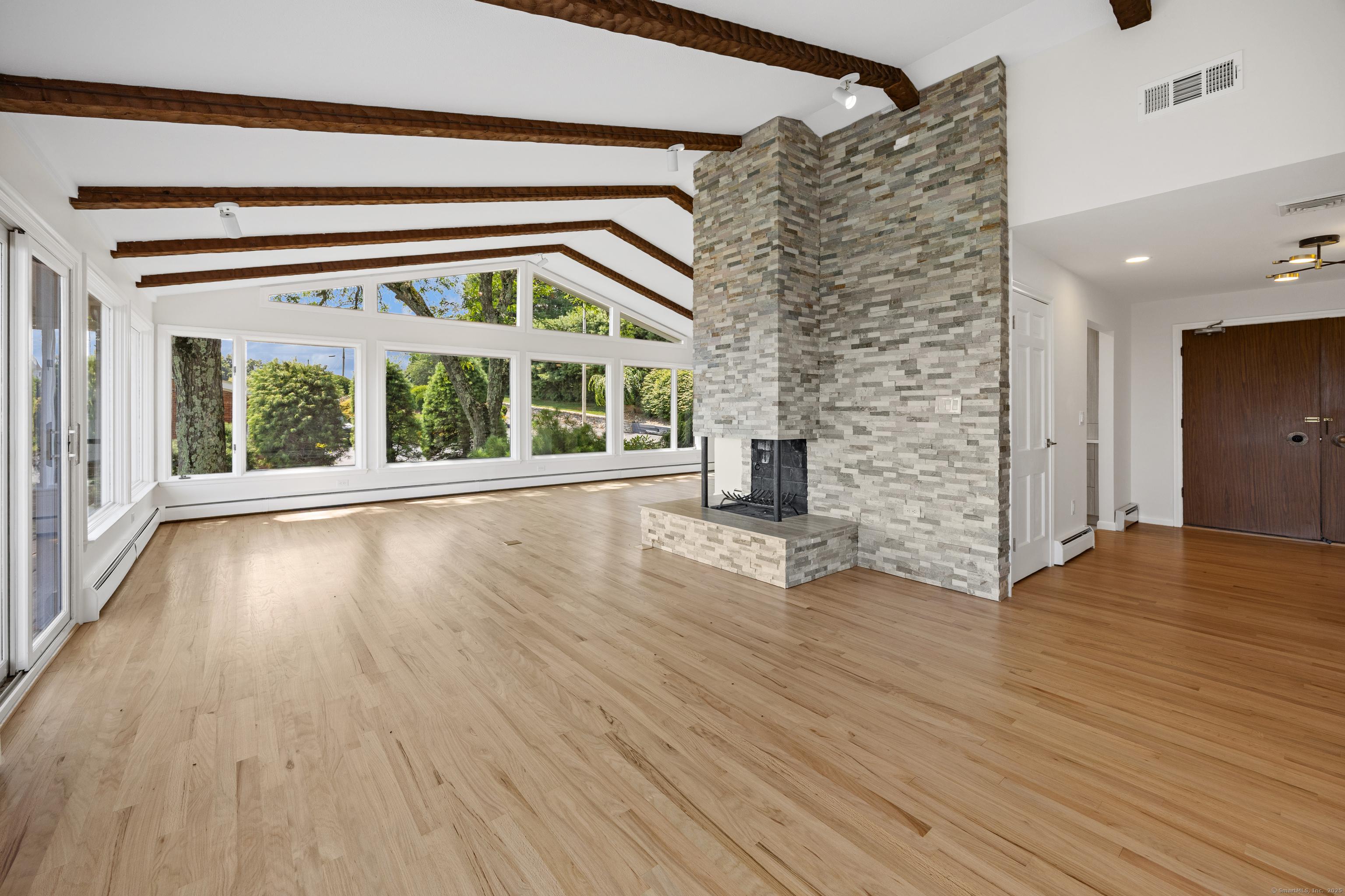 West Hartford, Connecticut, 06117, United States, 4 Bedrooms Bedrooms, ,3 BathroomsBathrooms,Residential,For Sale,1914164
