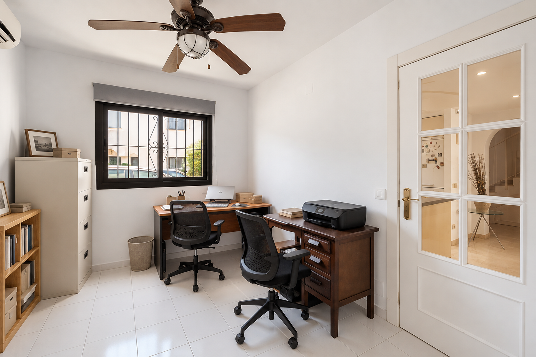  Beachside corner townhouse near Guadalmina with rooftop solarium - 物件實景