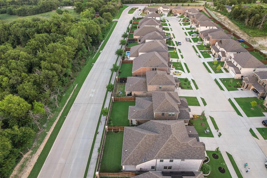 Melissa, Texas, 75454, United States, 4 Bedrooms Bedrooms, ,4 BathroomsBathrooms,Residential,For Sale,1900978