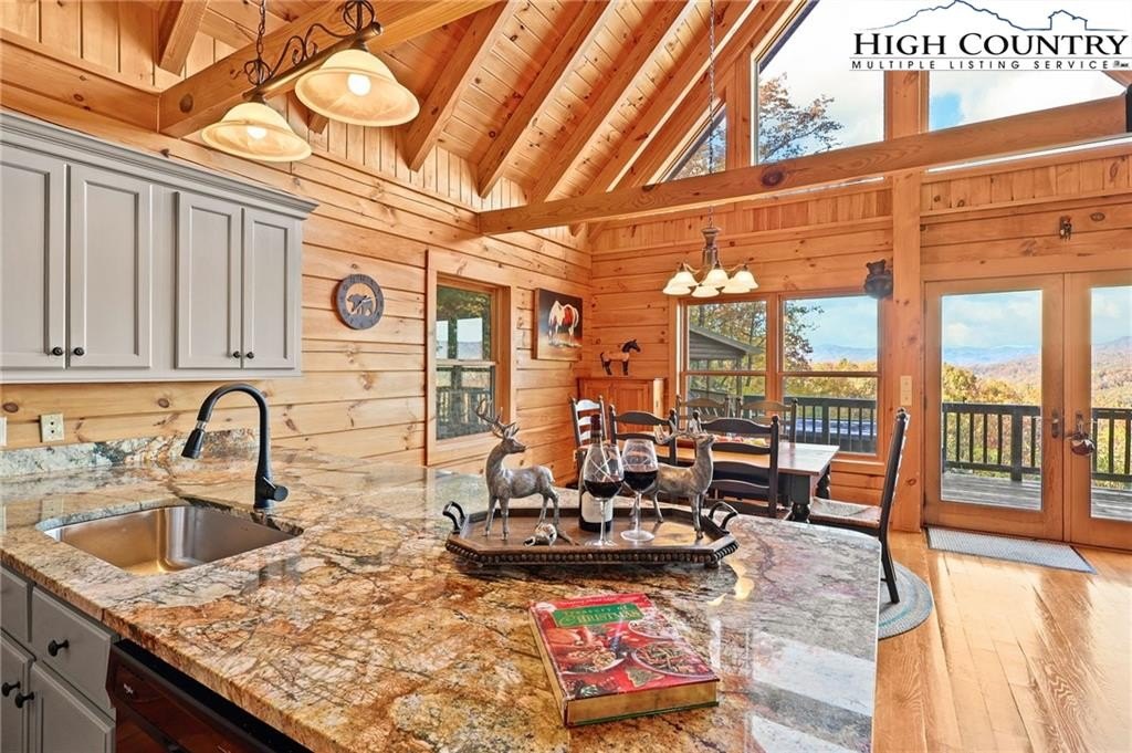 Ferguson, North Carolina, 28624, United States, 3 Bedrooms Bedrooms, ,2 BathroomsBathrooms,Residential,For Sale,1989940