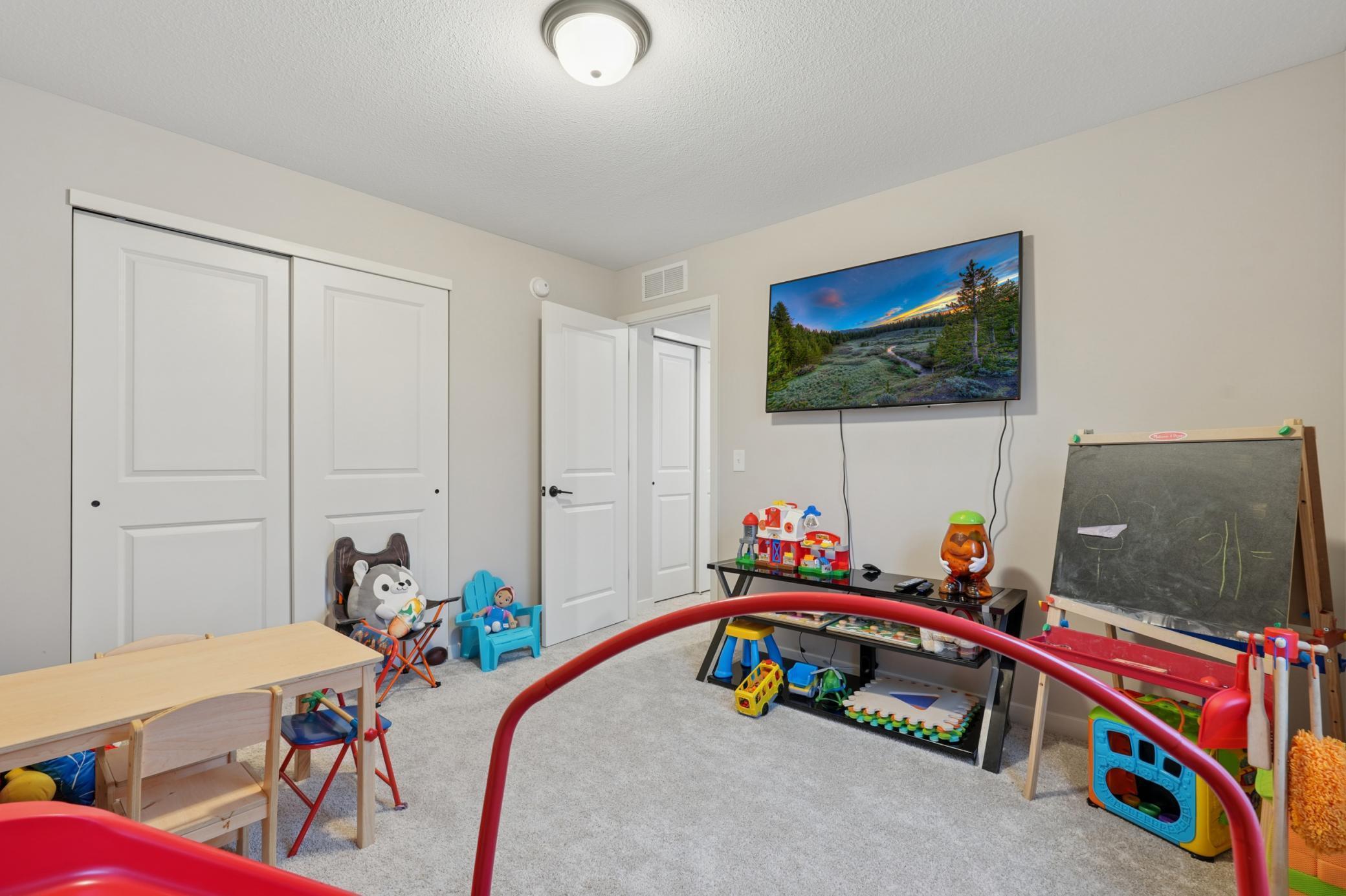 Cottage Grove, Minnesota, 55016, United States, 5 Bedrooms Bedrooms, ,1 BathroomBathrooms,Residential,For Sale,2000572